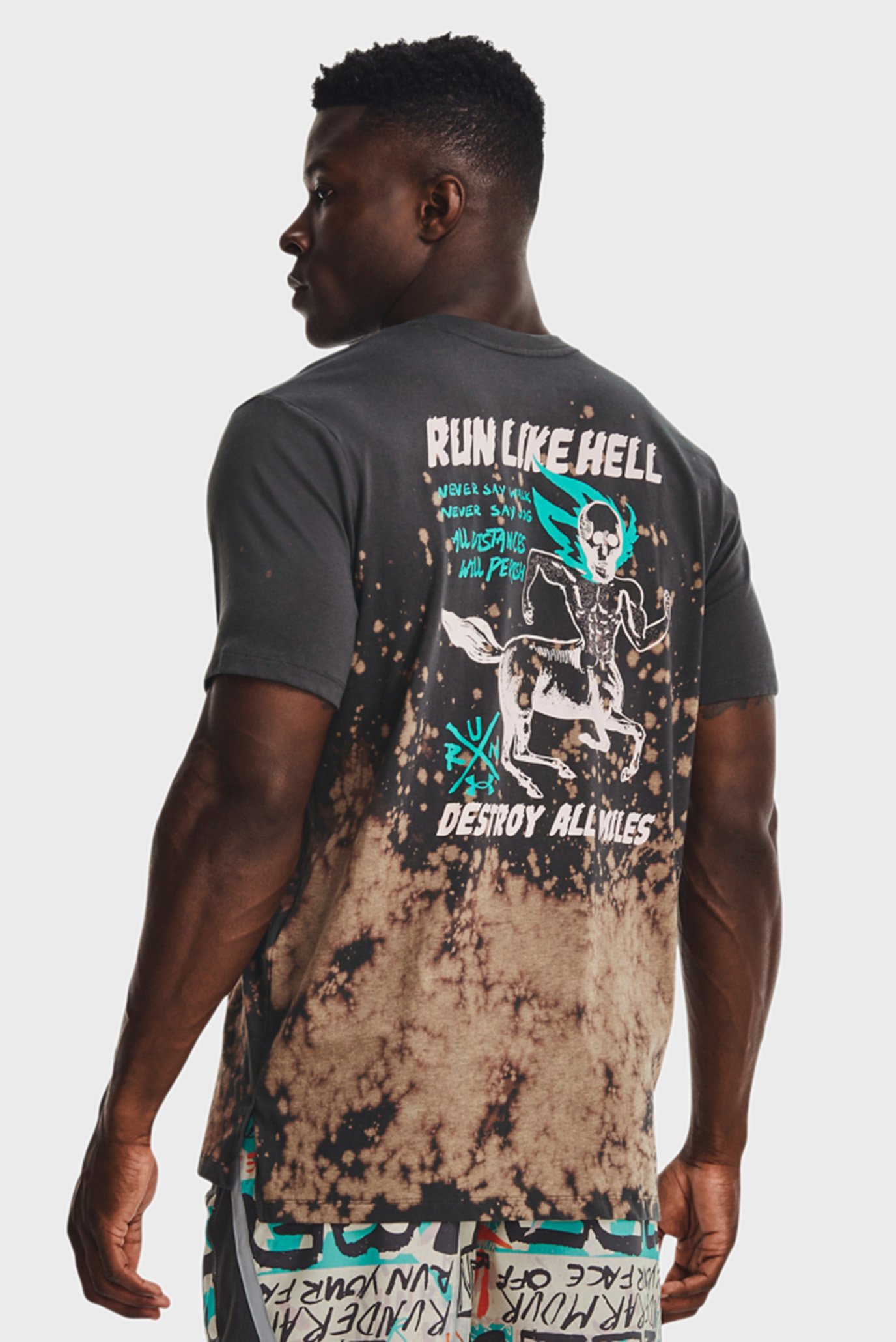 Мужская серая футболка UA Destroy All Miles Tee 7