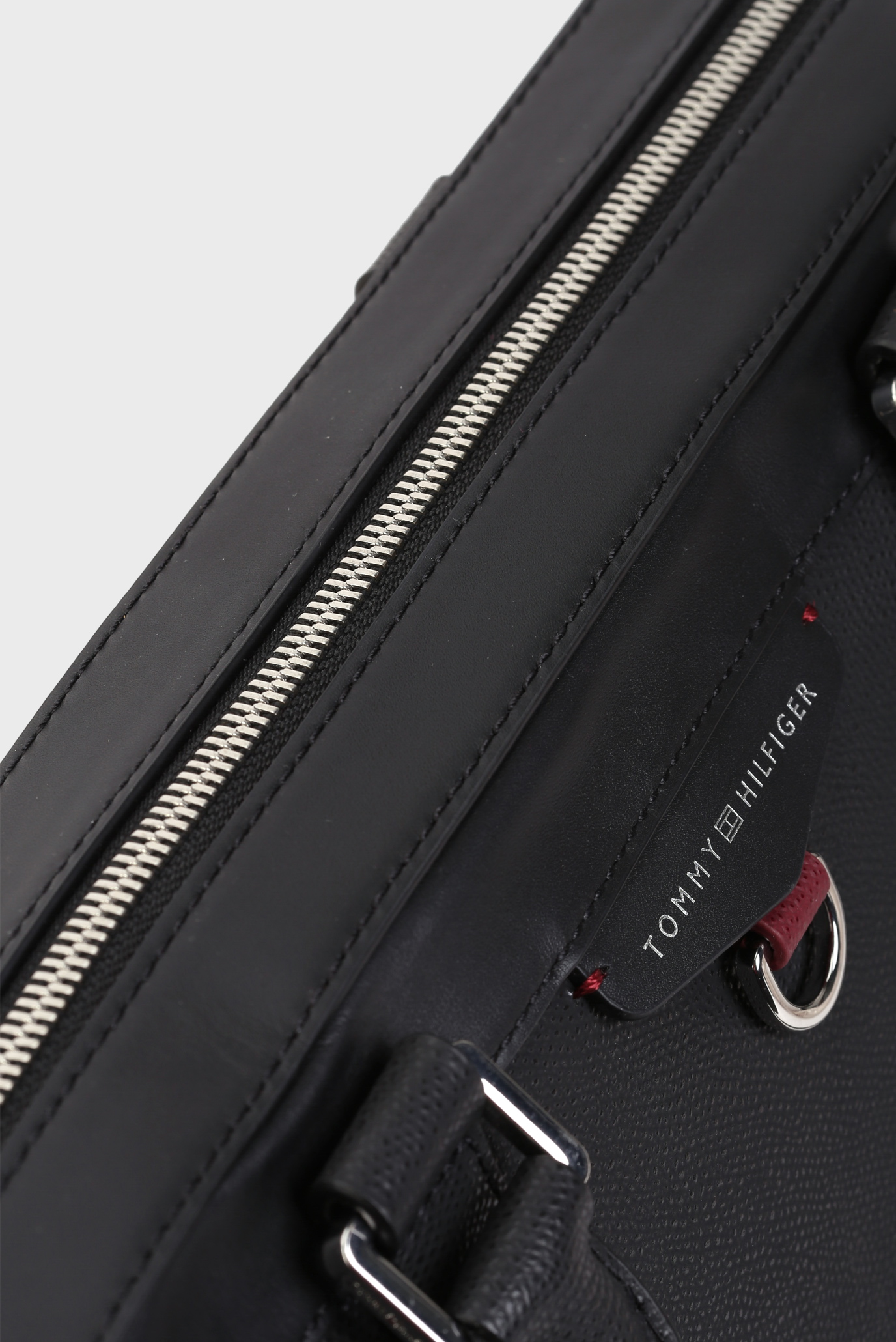 TH STRUCTURED LEATHER COMP BAG Tommy Hilfiger AM0AM11562 FR Group