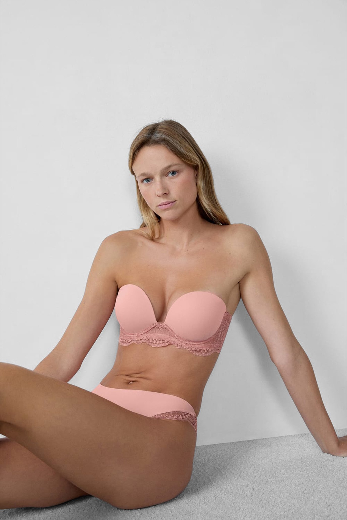 Бюстгальтер PURE INFINI - PU ARM 4