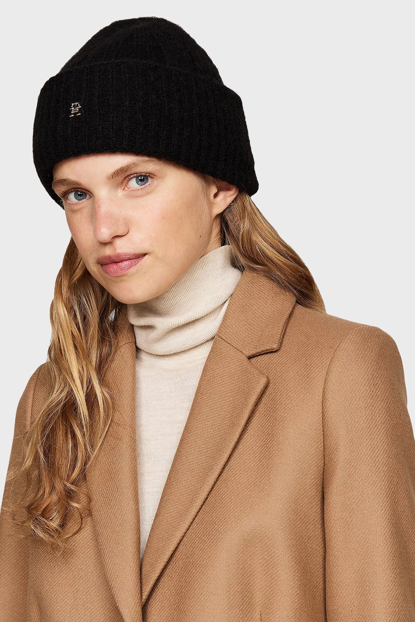 Женская черная шапка TH TIMELESS BEANIE 2