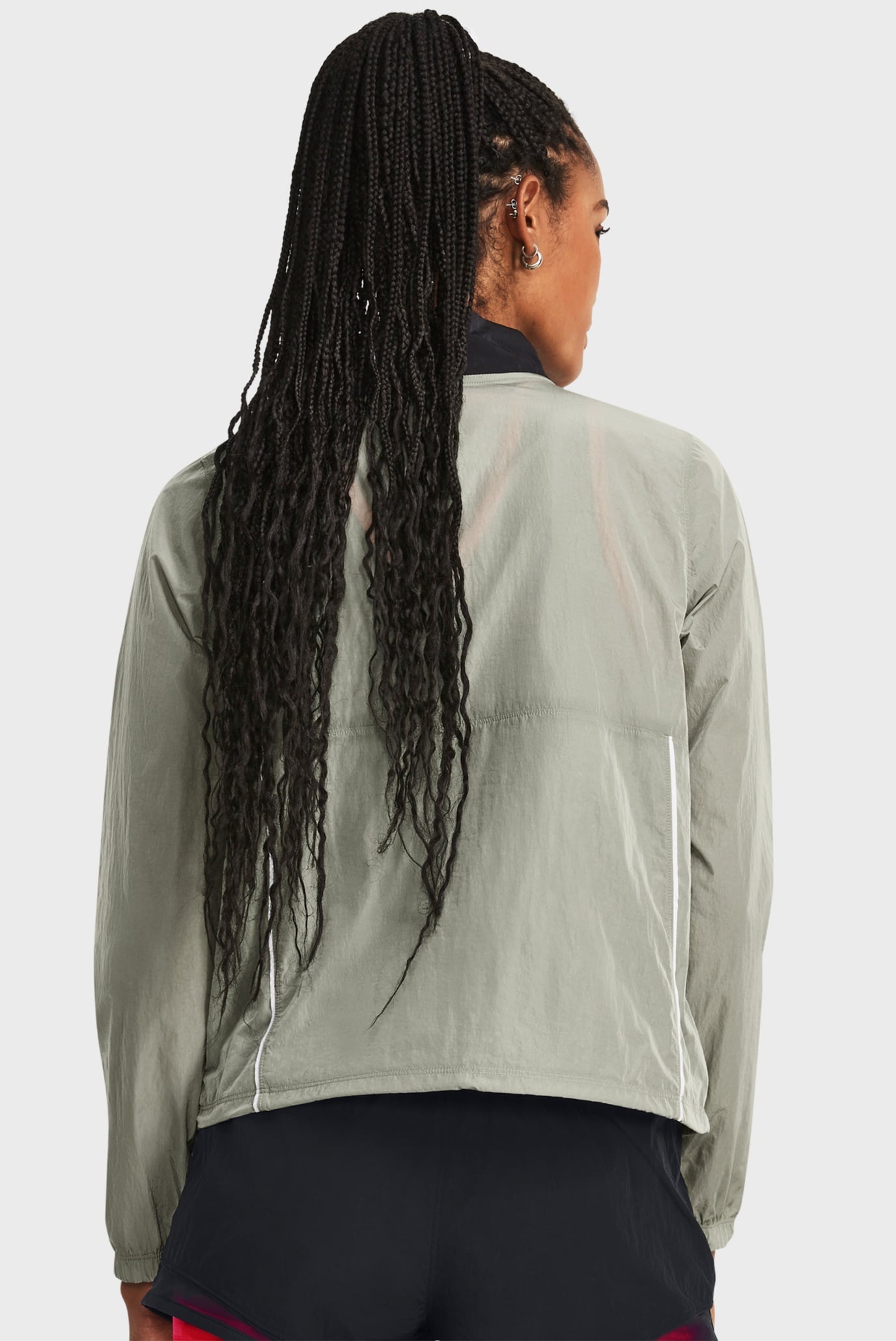 Женский оливковый анорак UA Run Everywhere Layer 3