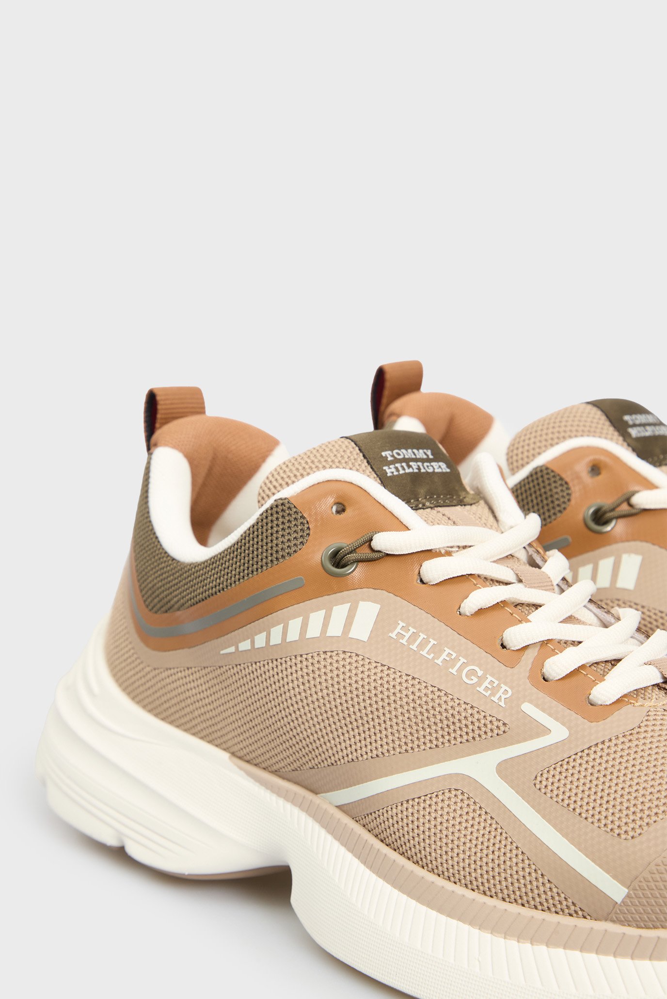 Мужские бежевые кроссовки DYNAFAST 2