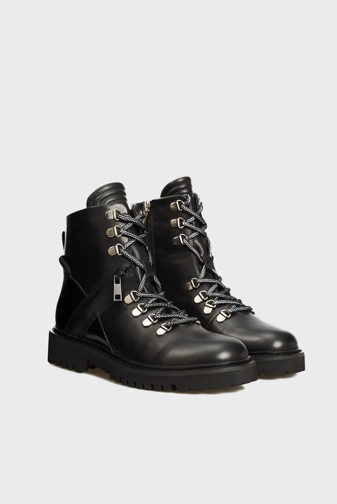 Женские черные кожаные ботинки Dacota 2