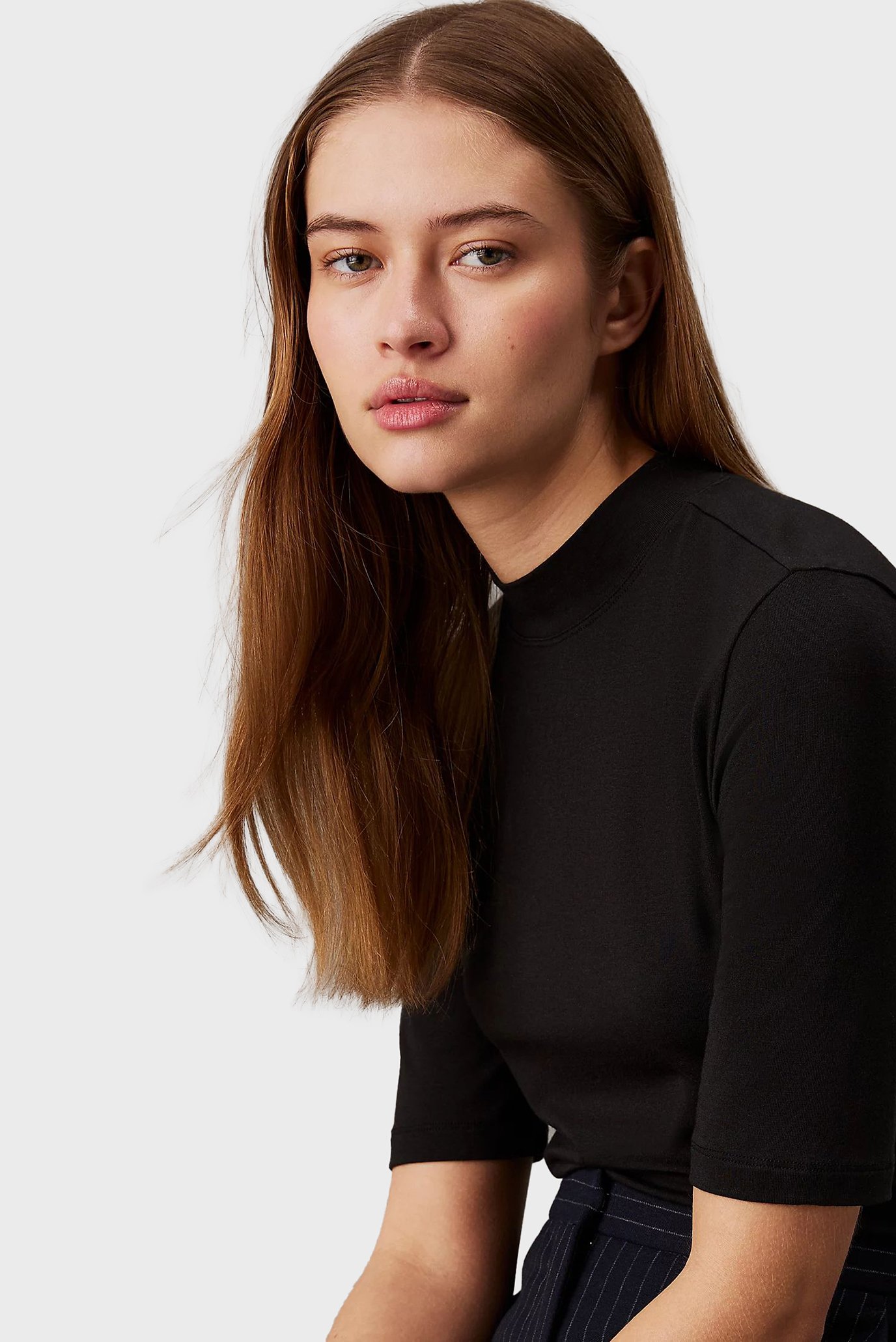 Женская черная футболка MODAL STRETCH SLIM MOCK TOP 1 2 4