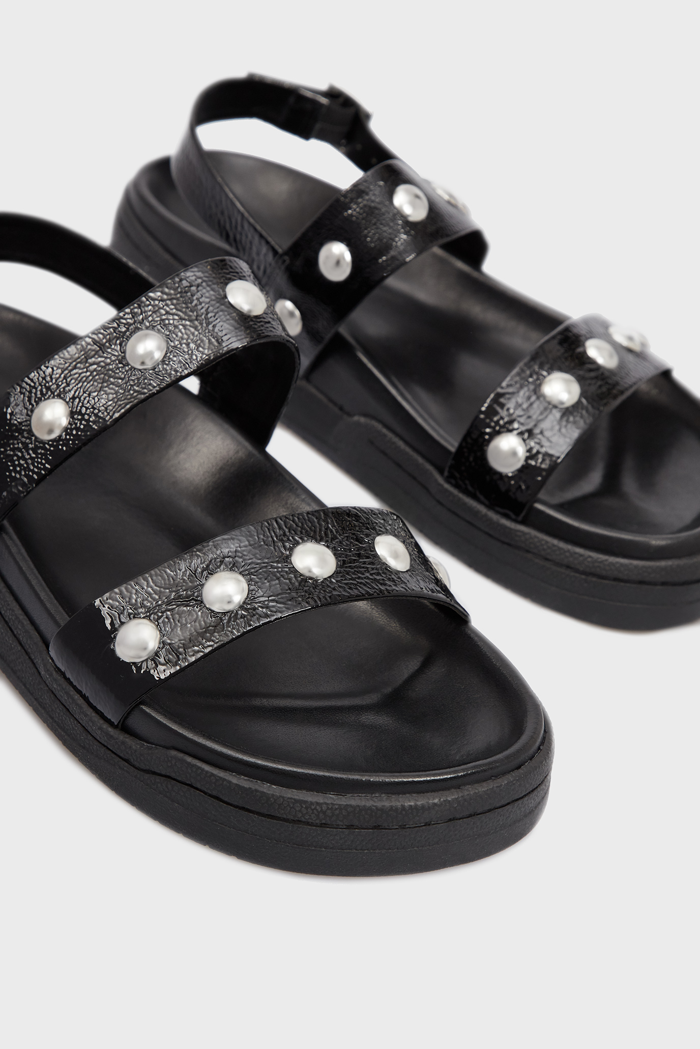 Женские черные кожаные сандалии 7