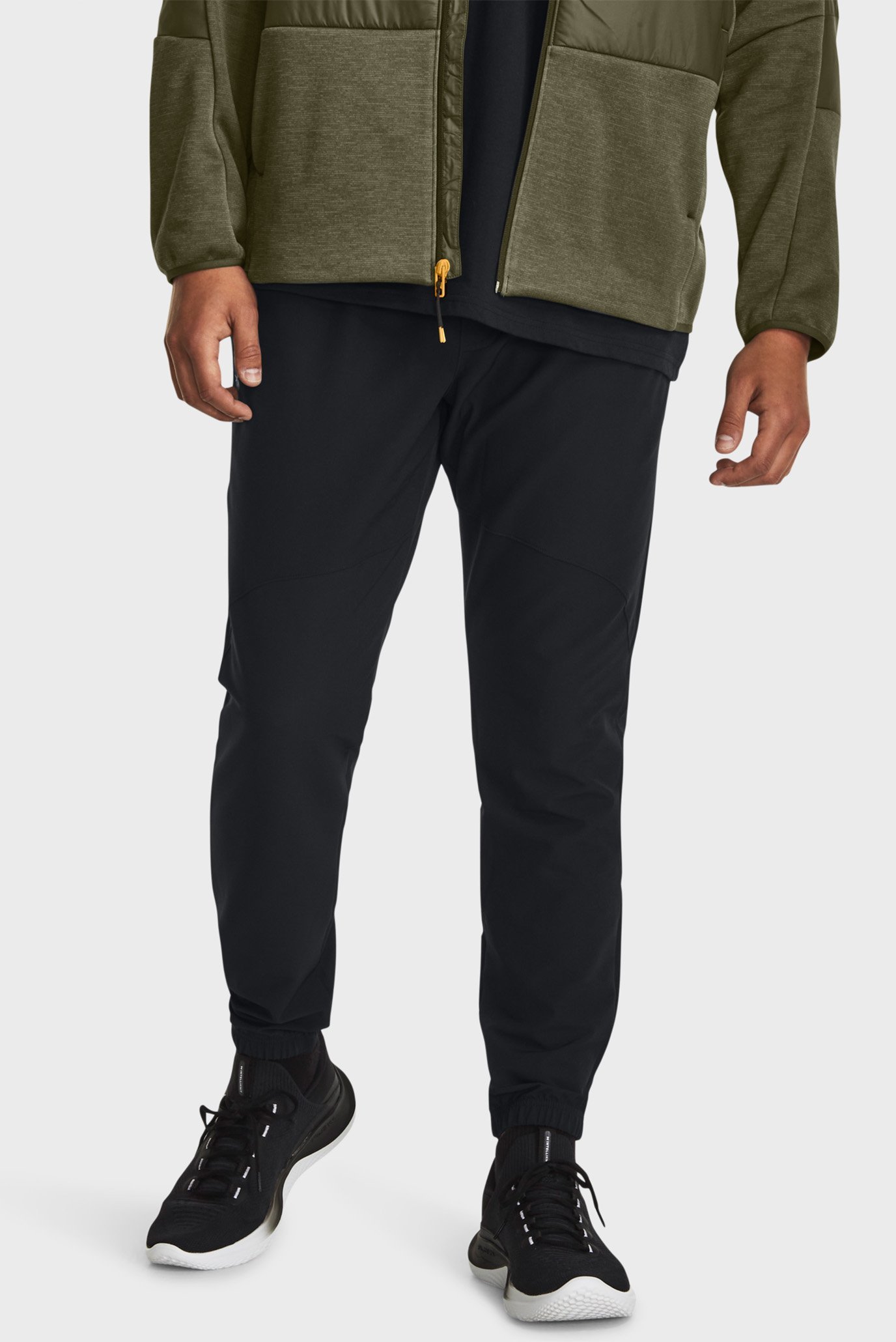 Мужские черные спортивные брюки UA Stretch Woven CW Jogger 1