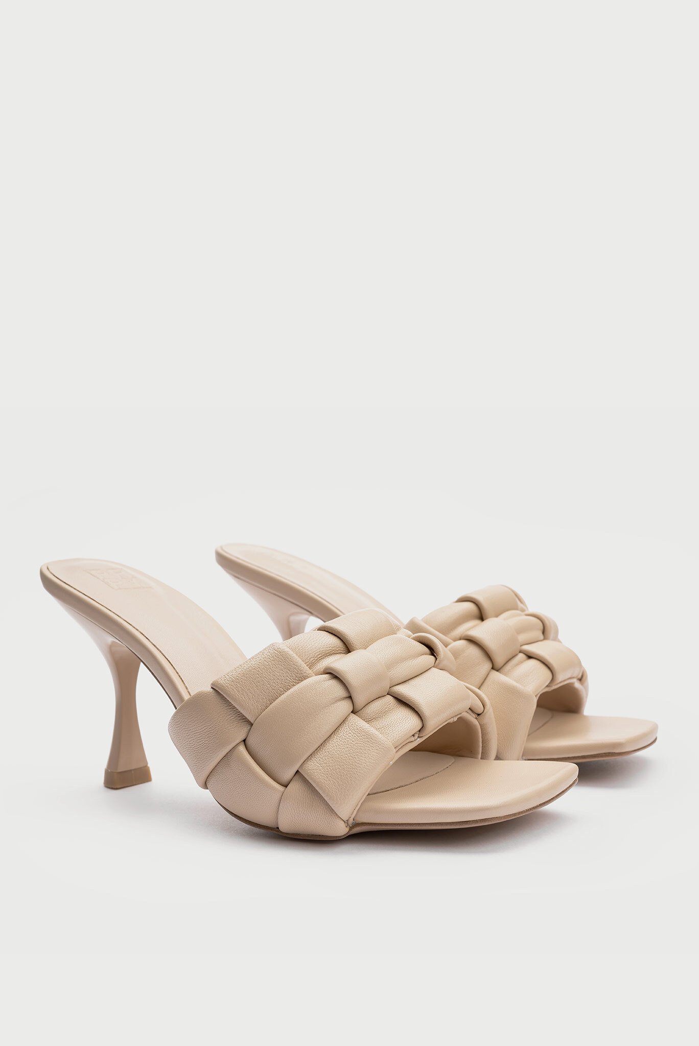 Женские бежевые кожаные мюли AylaPRPY Женские бежевые кожаные мюли Ayla 4