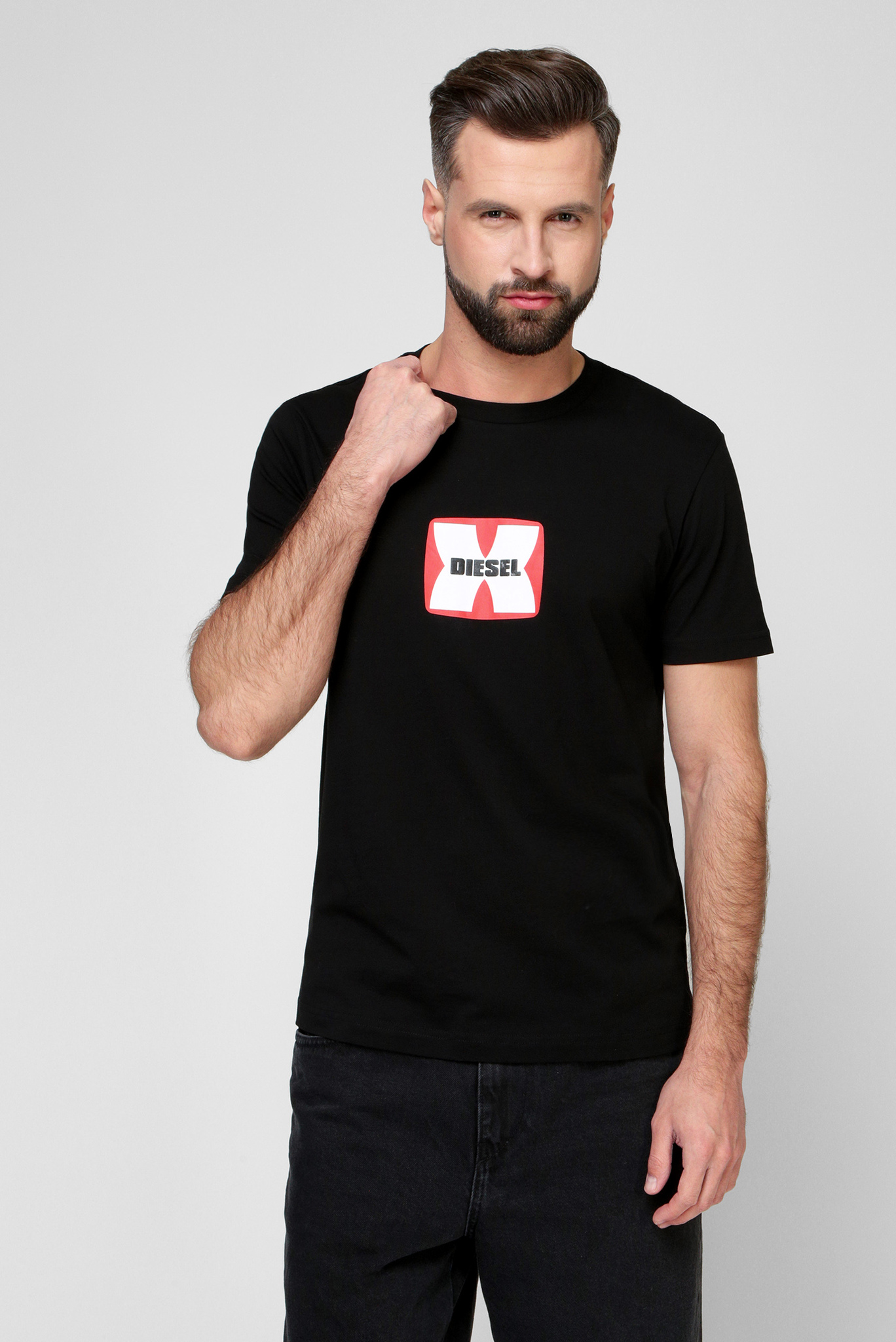 Мужская черная футболка T-DIEGOR-K47 1
