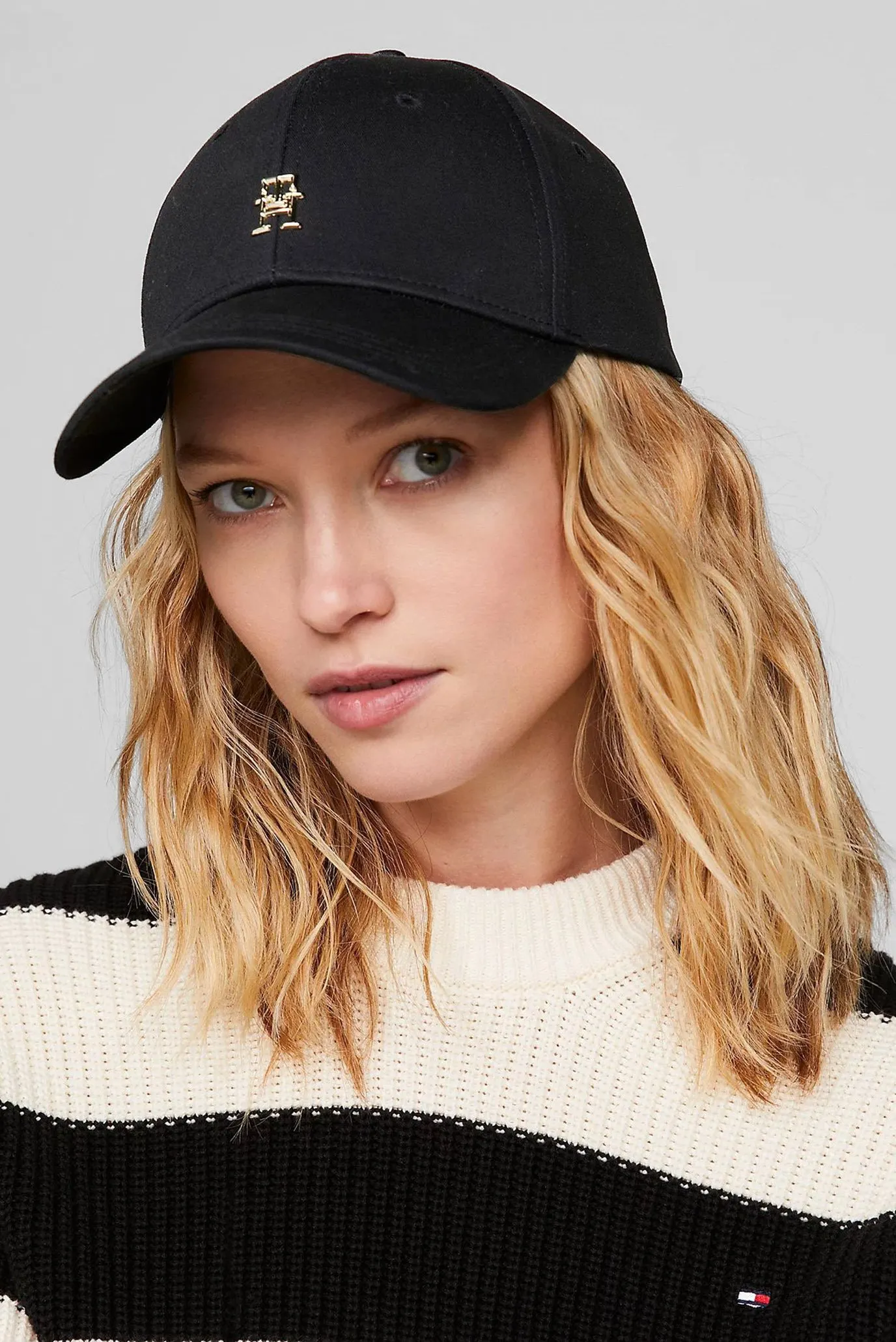 Кепка ESSENTIAL CHIC CAP 4