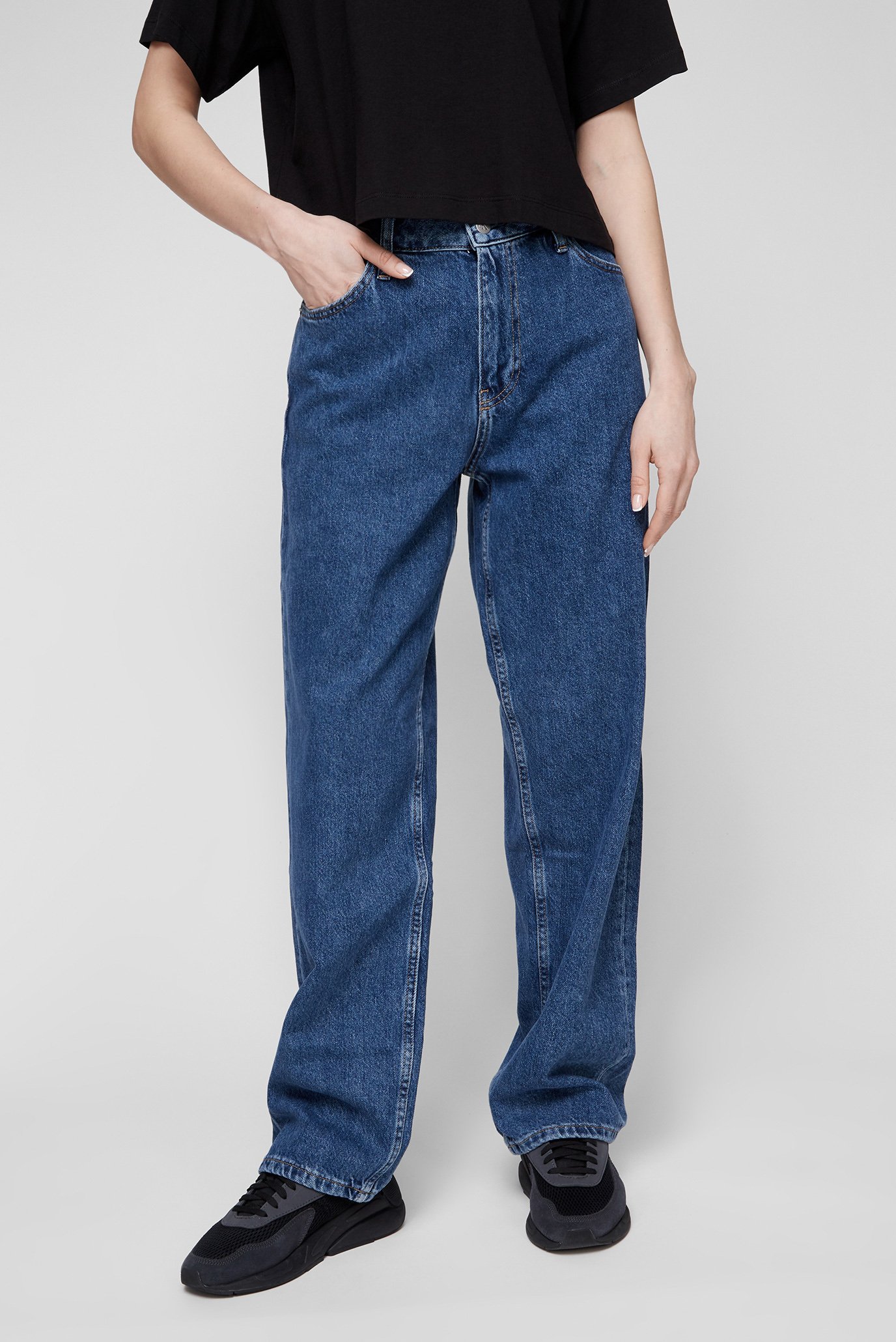 Женские синие джинсы 4