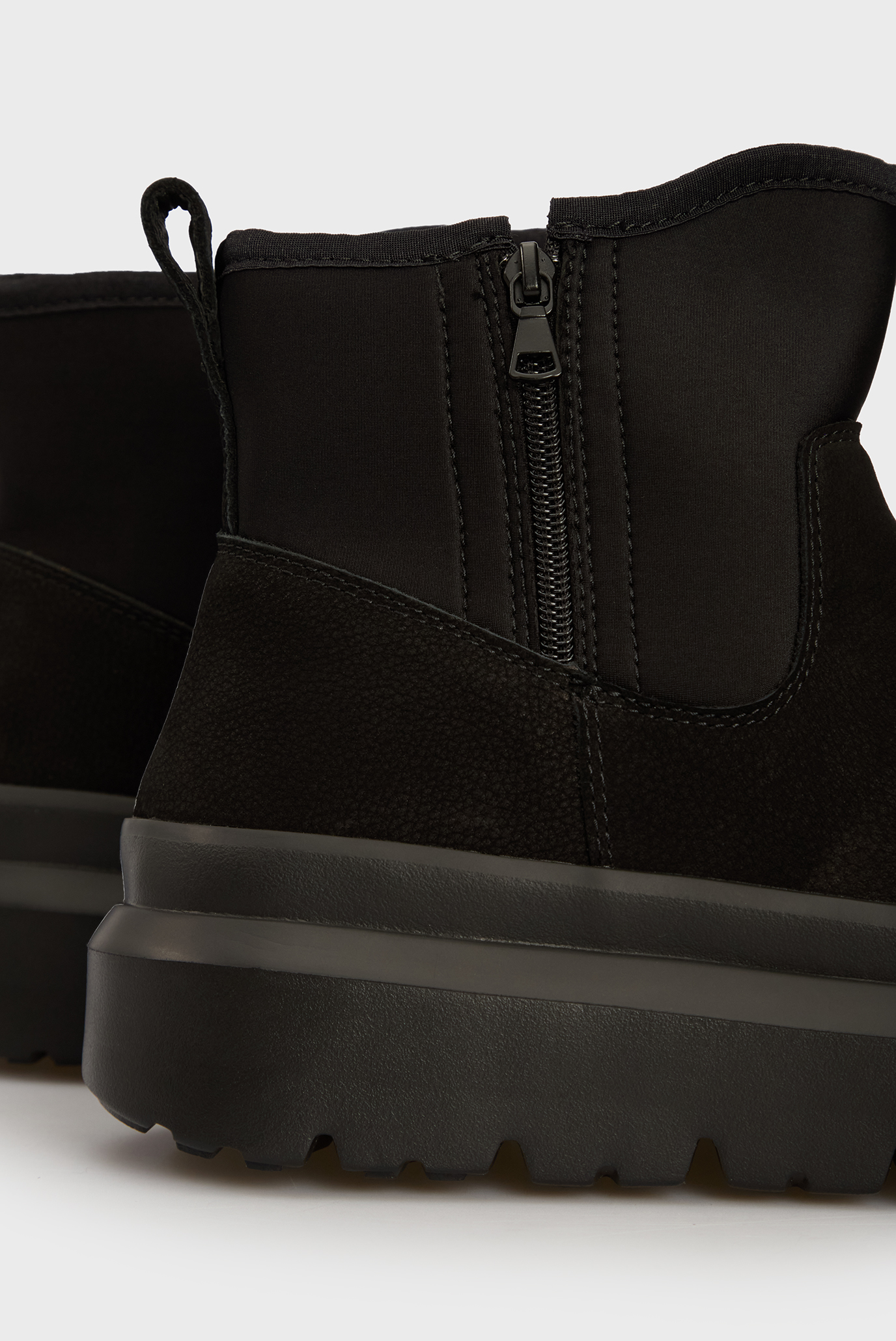 Мужские черные нубуковые полусапоги Hanko 2