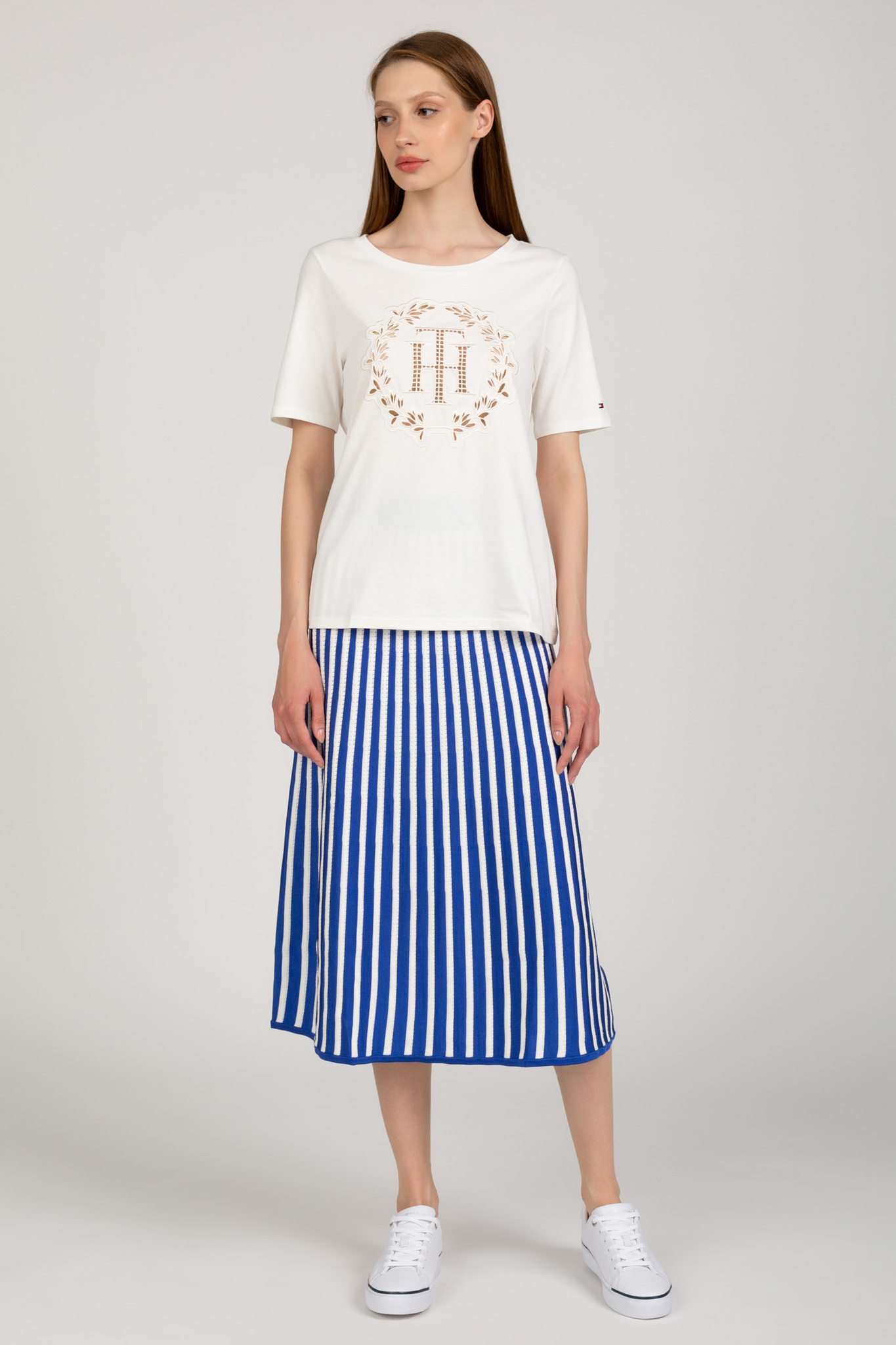 Футболка REG TH APPLIQUE OPEN-NK TEE SS 5