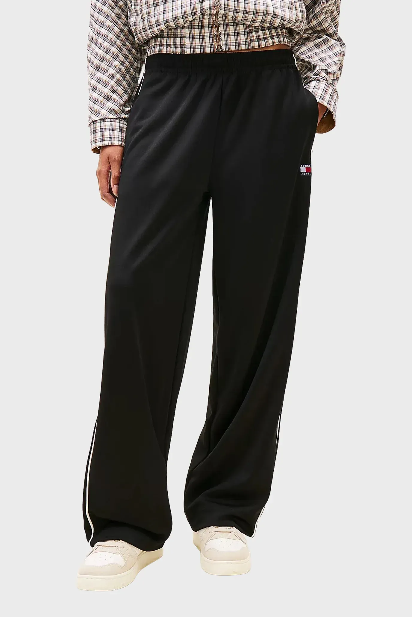 Штаны спортивные TJW ARCHIVE TRACK PANT 1