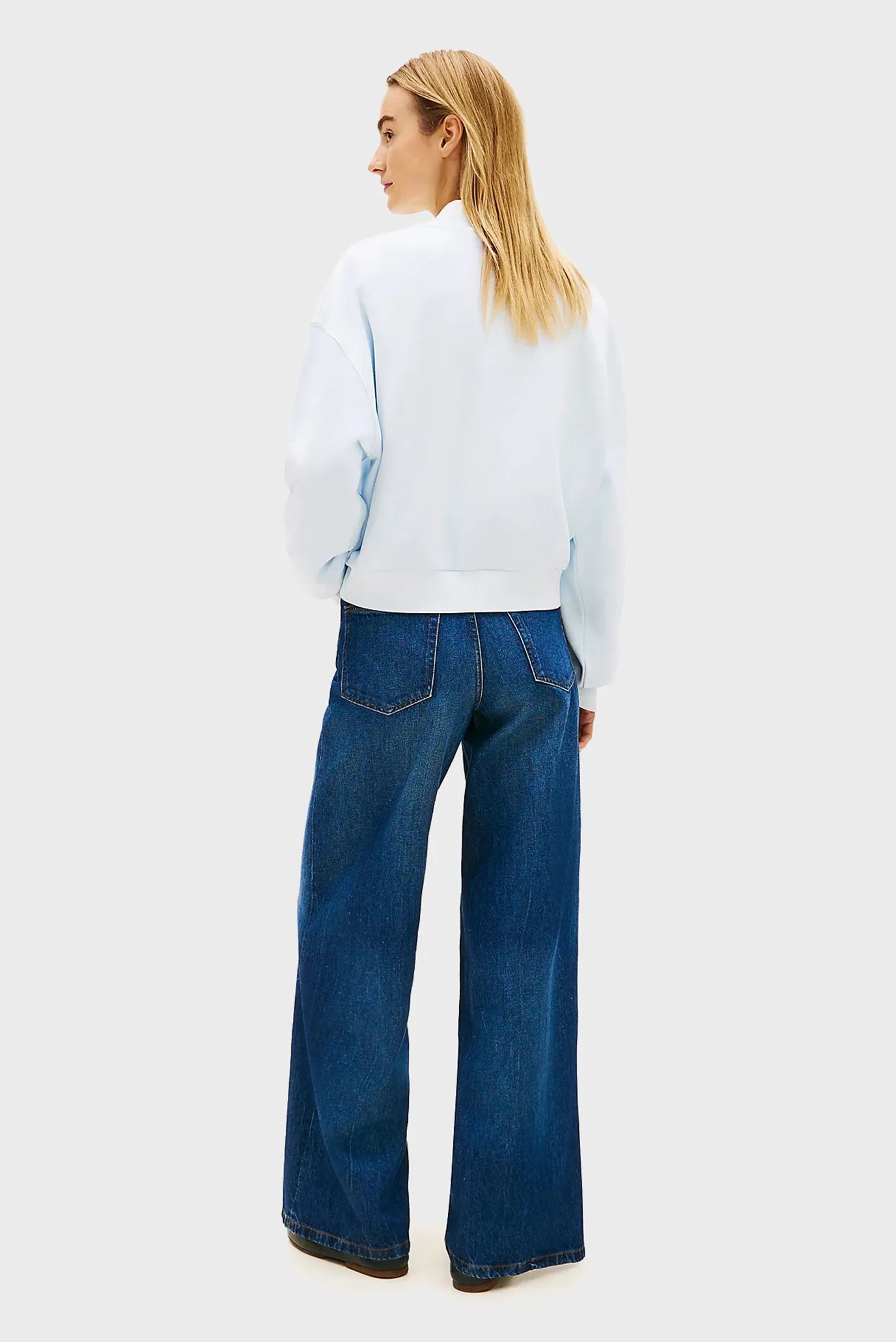 Свитшот VARSITY CREST TERRY SWEATSHIRT 3