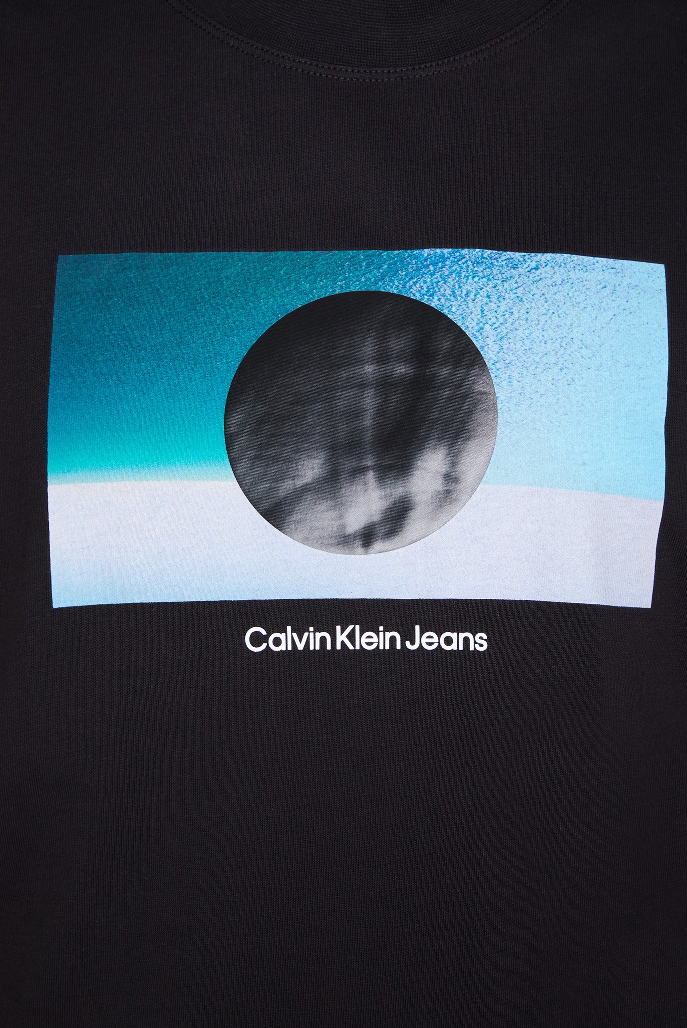 Мужская черная футболка CUT OUT BOX GRAPHIC TEECalvin Klein Jeans Мужская черная футболка CUT OUT BOX GRAPHIC TEE 3