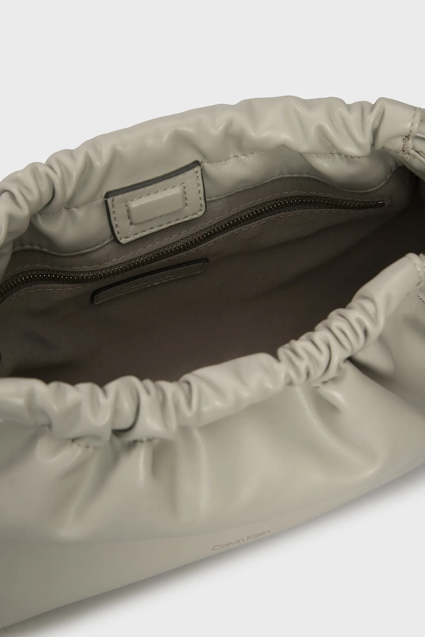 Женская серая сумка DRAWSTRING BAG 5