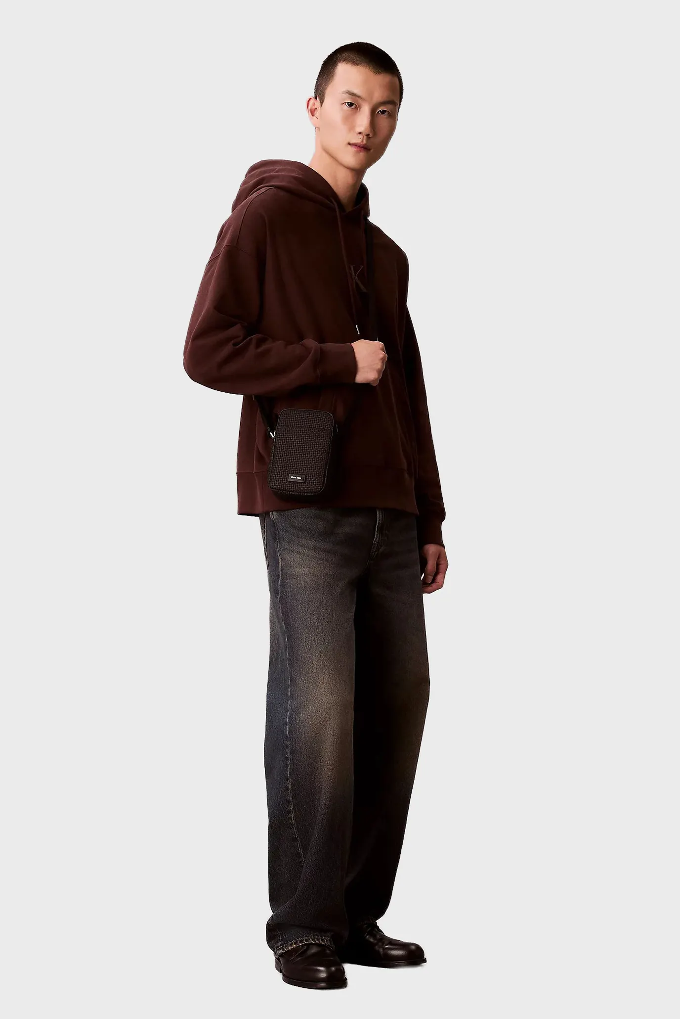 Сумка EMBOSSED WOVEN SLIM REPORTER 2