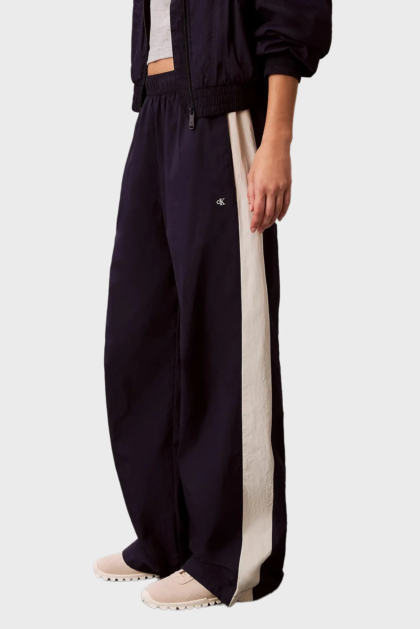 Штаны NYLON CASUAL PANTS 3