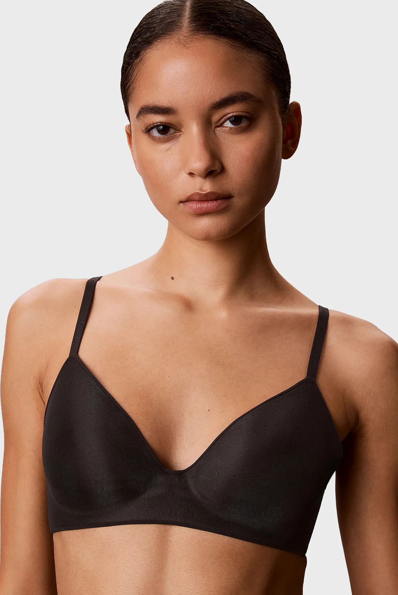 Бюстгальтер LIGHTLY LINED WIREFREE PLUNGE 4