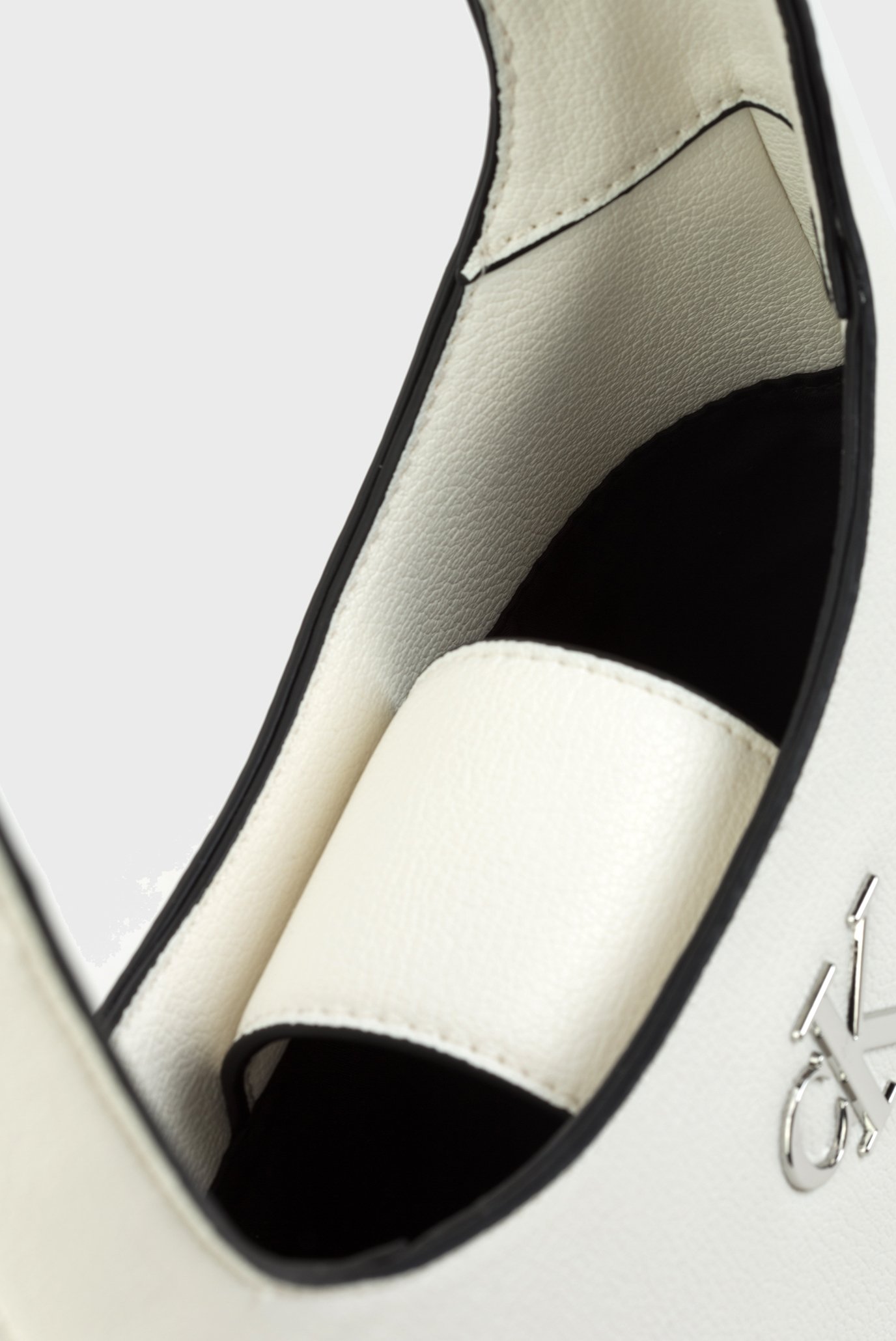 Сумка MINIMAL MONOGRAM SHOULDER BAG 4