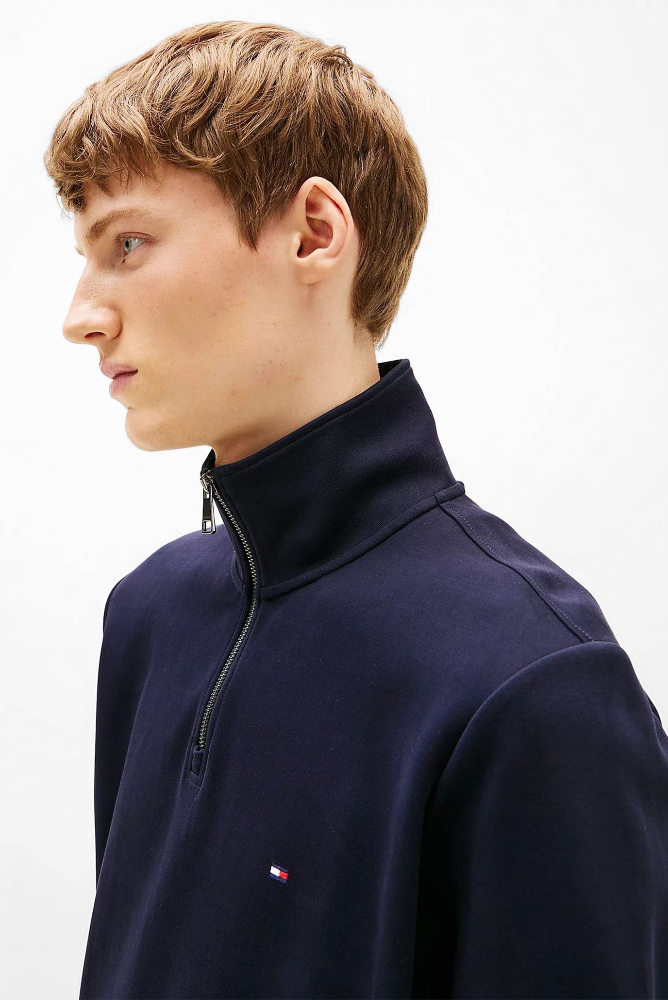 Свитшот ESSENTIAL INTECHNO 1 4 ZIPTommy Hilfiger Свитшот ESSENTIAL INTECHNO 1 4 ZIP 4