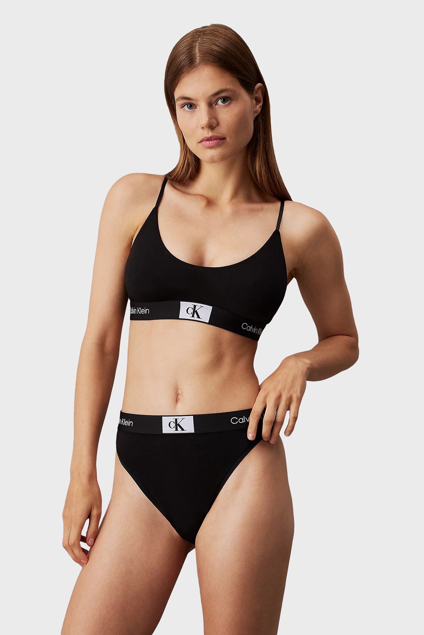 Женские черные трусики 2