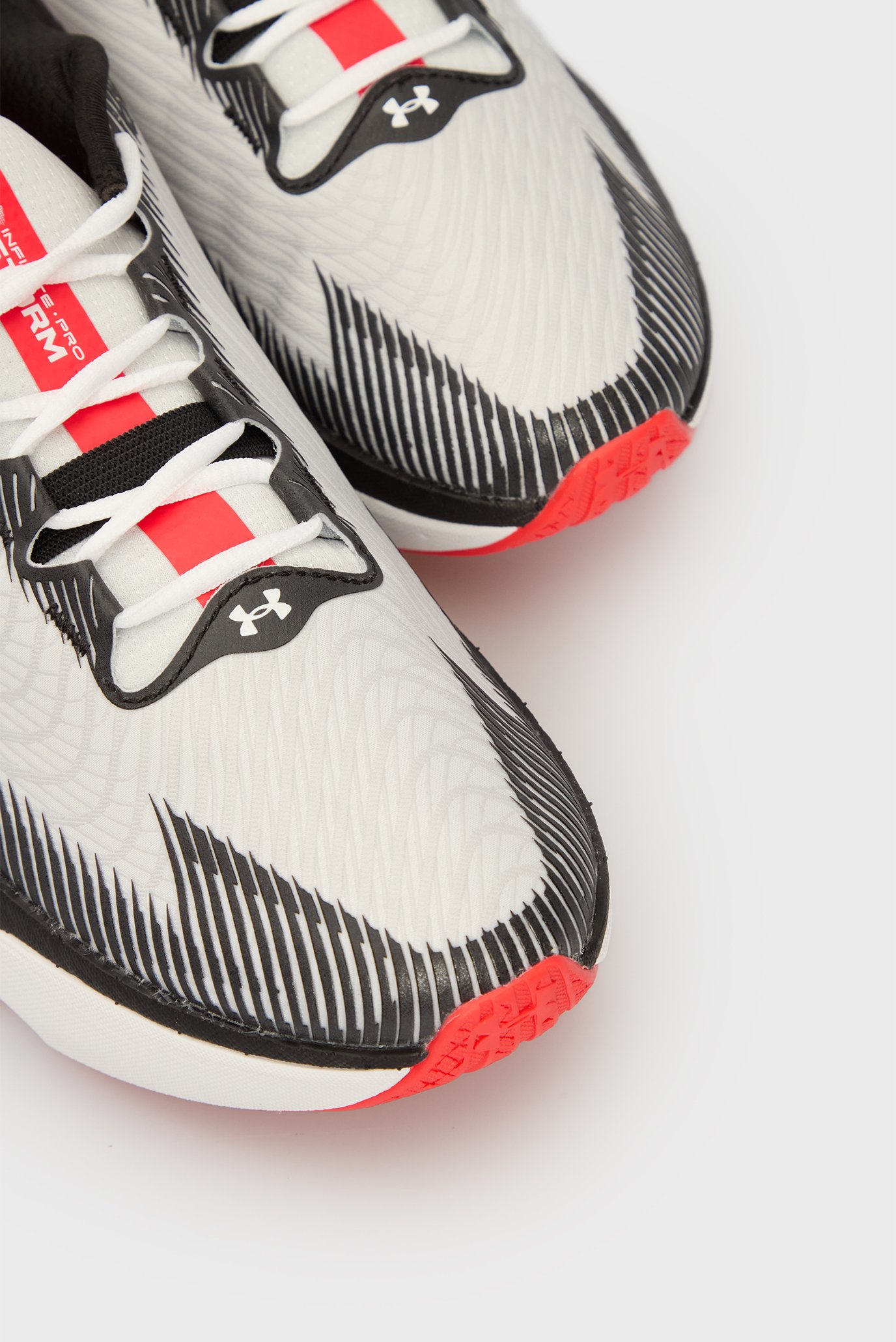 Серые кроссовки UA U Infinite Pro Storm 2