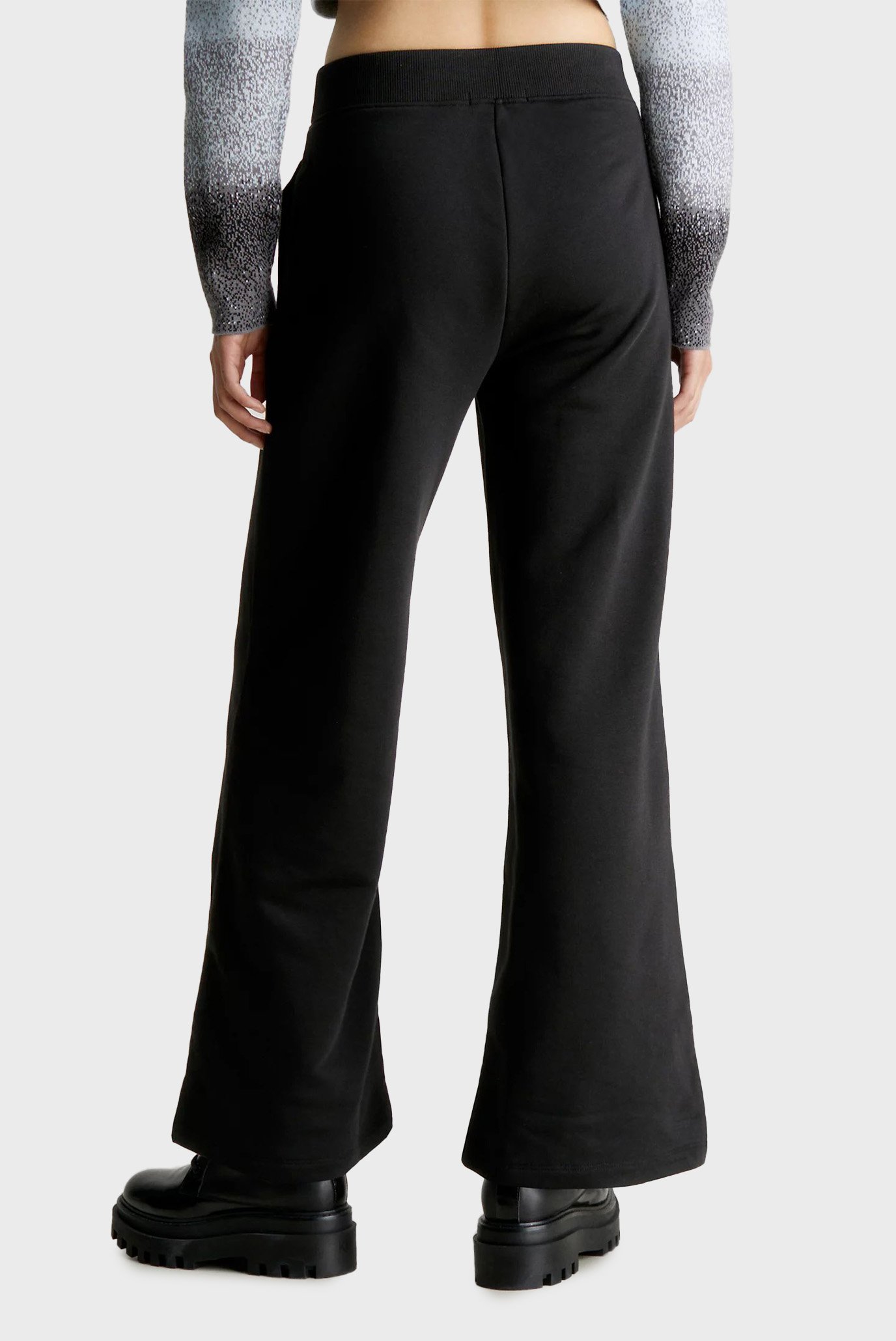 Женские черные спортивные брюки CK EMBRO BADGE KNIT PANT 4