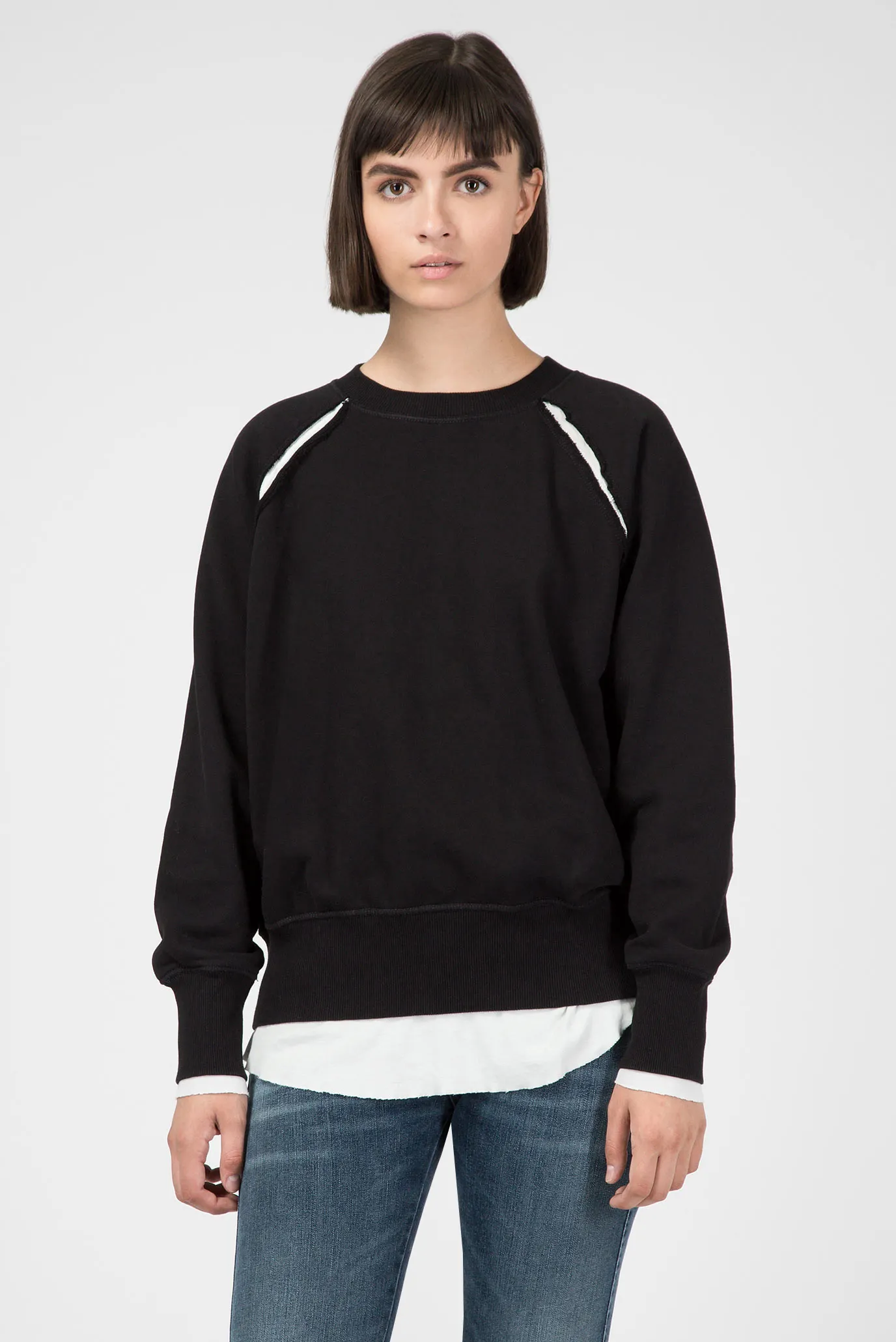 Женский черный свитшот 6