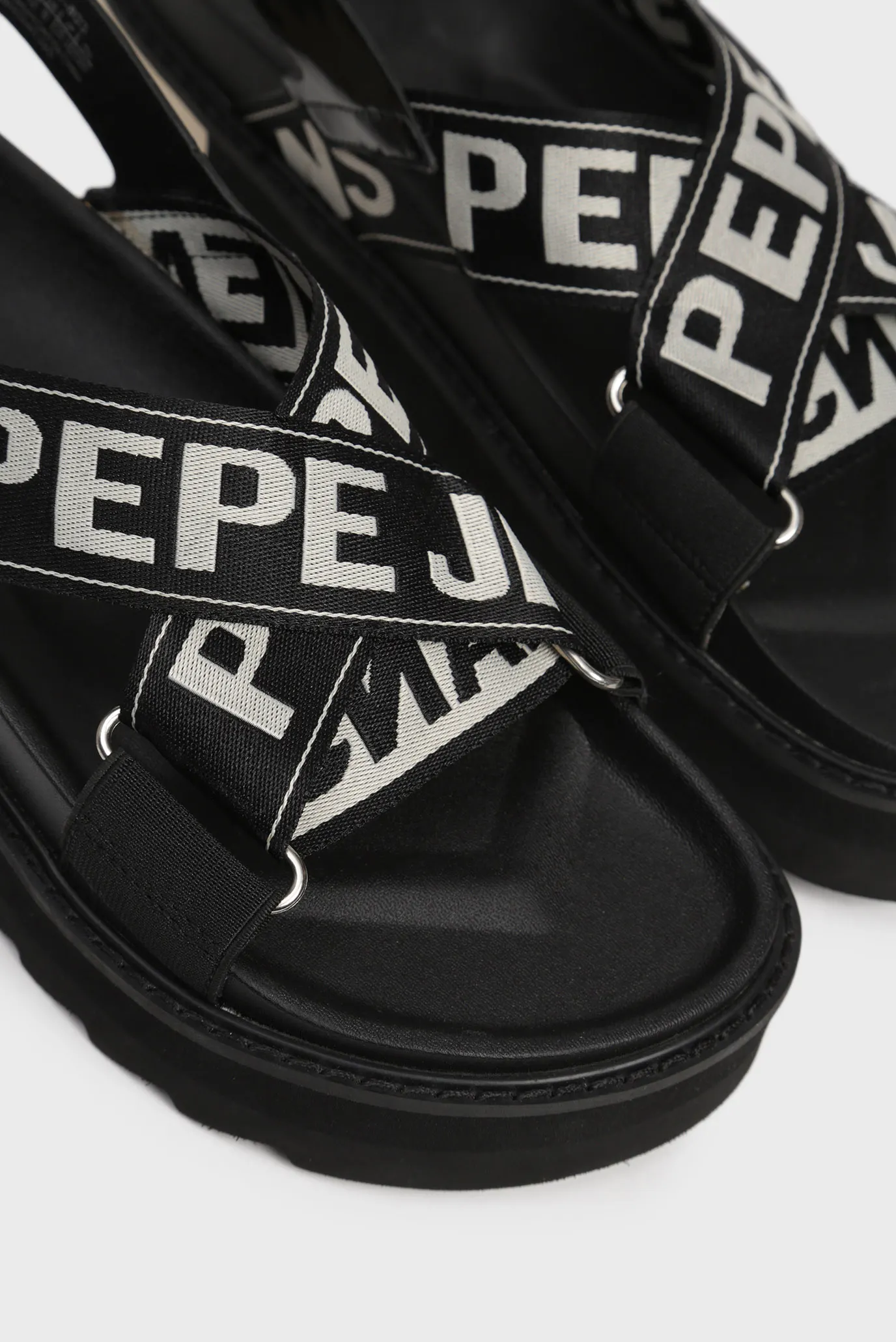 Женские черные сандалии NARITA FOLK 10