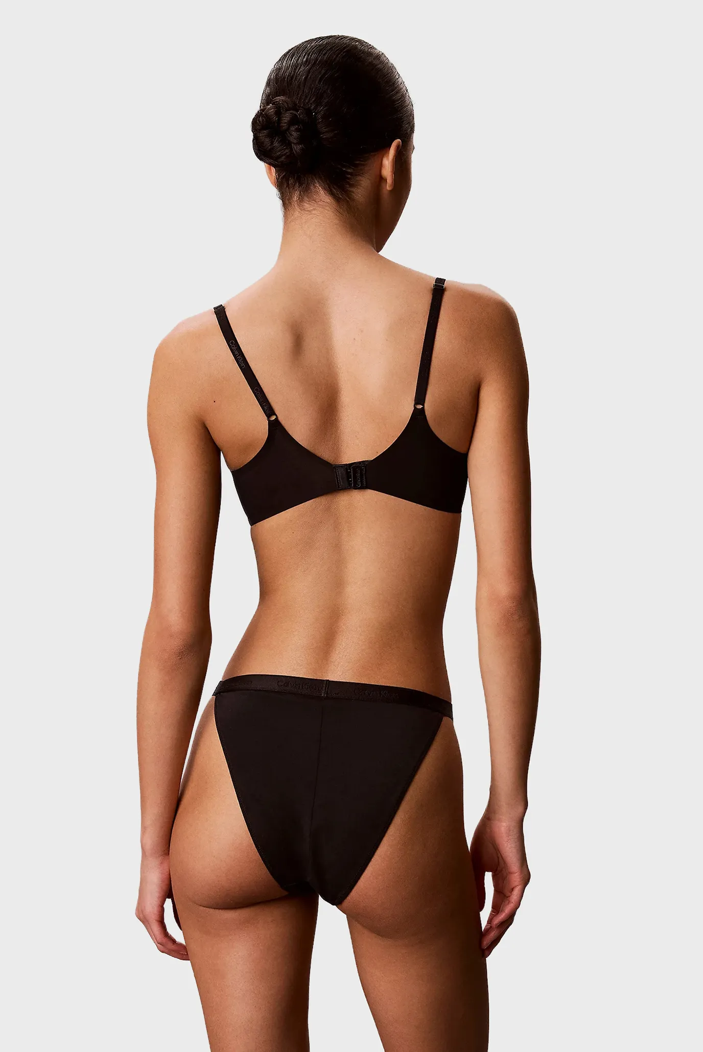 Бюстгальтер LIGHTLY LINED WIREFREE PLUNGE 3