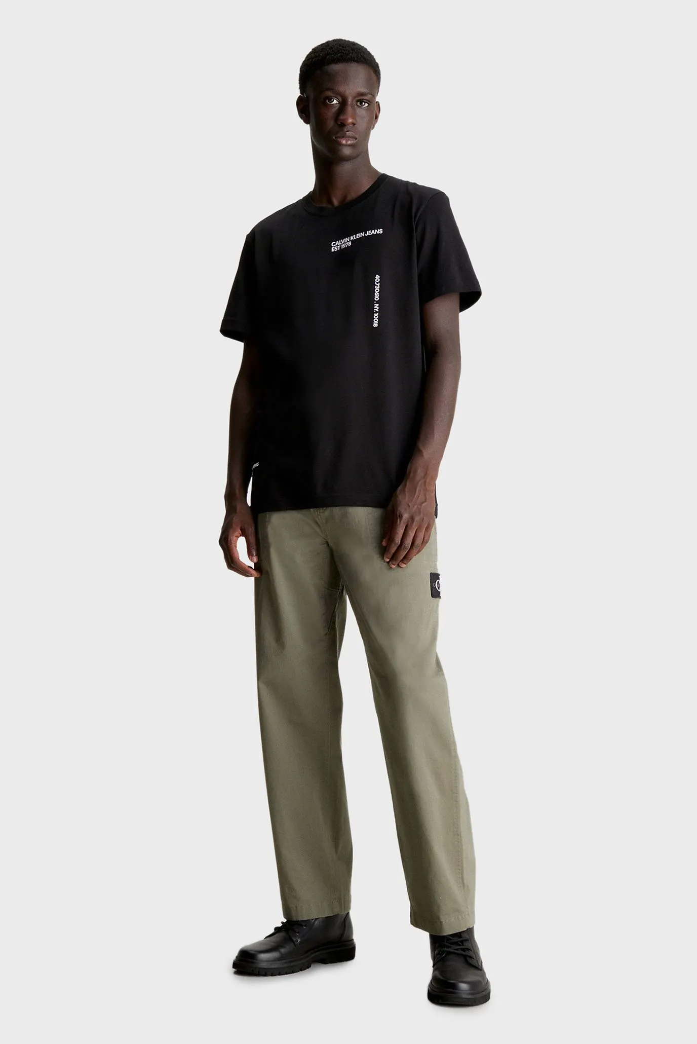 Футболка MULTIPLACEMENT TEXT TEE 2