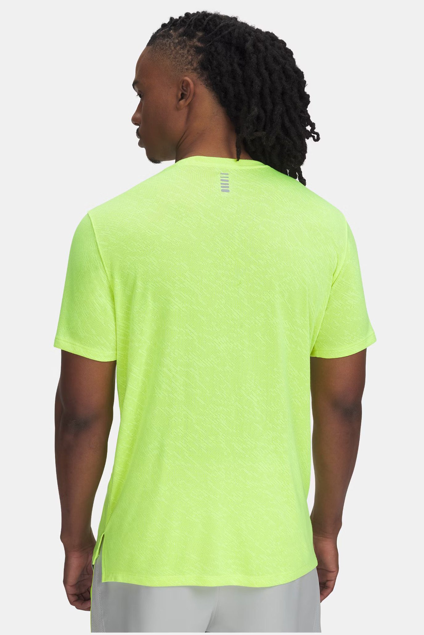 Футболка UA LAUNCH CAMO SHORTSLEEVE-YLWUnder Armour Футболка UA LAUNCH CAMO SHORTSLEEVE-YLW 2