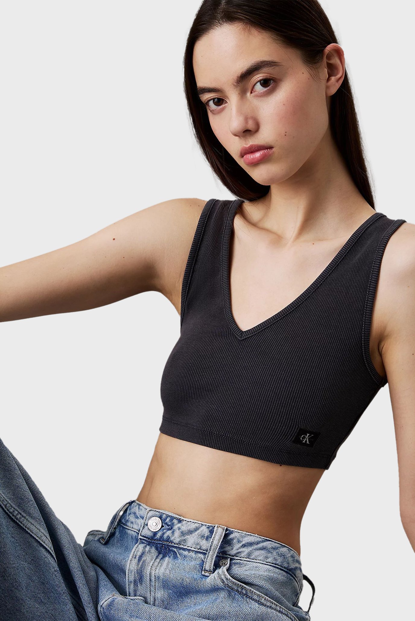 Женский темно-серый топ BRALETTECalvin Klein Jeans Женский темно-серый топ BRALETTE 2