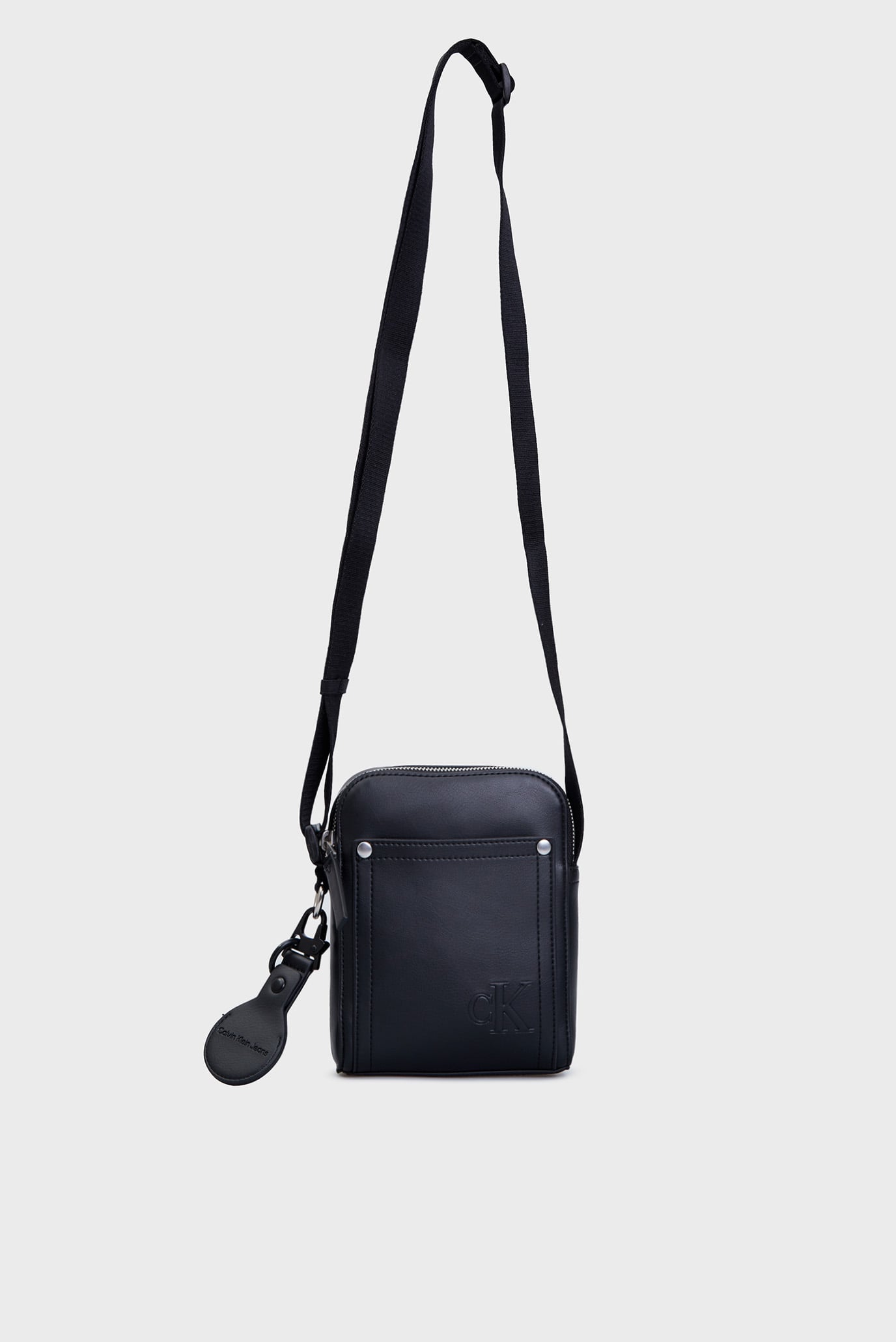 Мужская черная сумка TAGGED REPORTER17 5