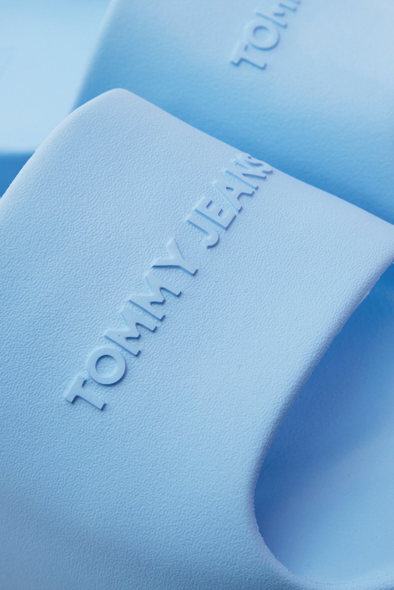 Женские голубые слайдеры TJW CHUNKY POOL SLIDE ESSTommy Jeans Женские голубые слайдеры TJW CHUNKY POOL SLIDE ESS 2