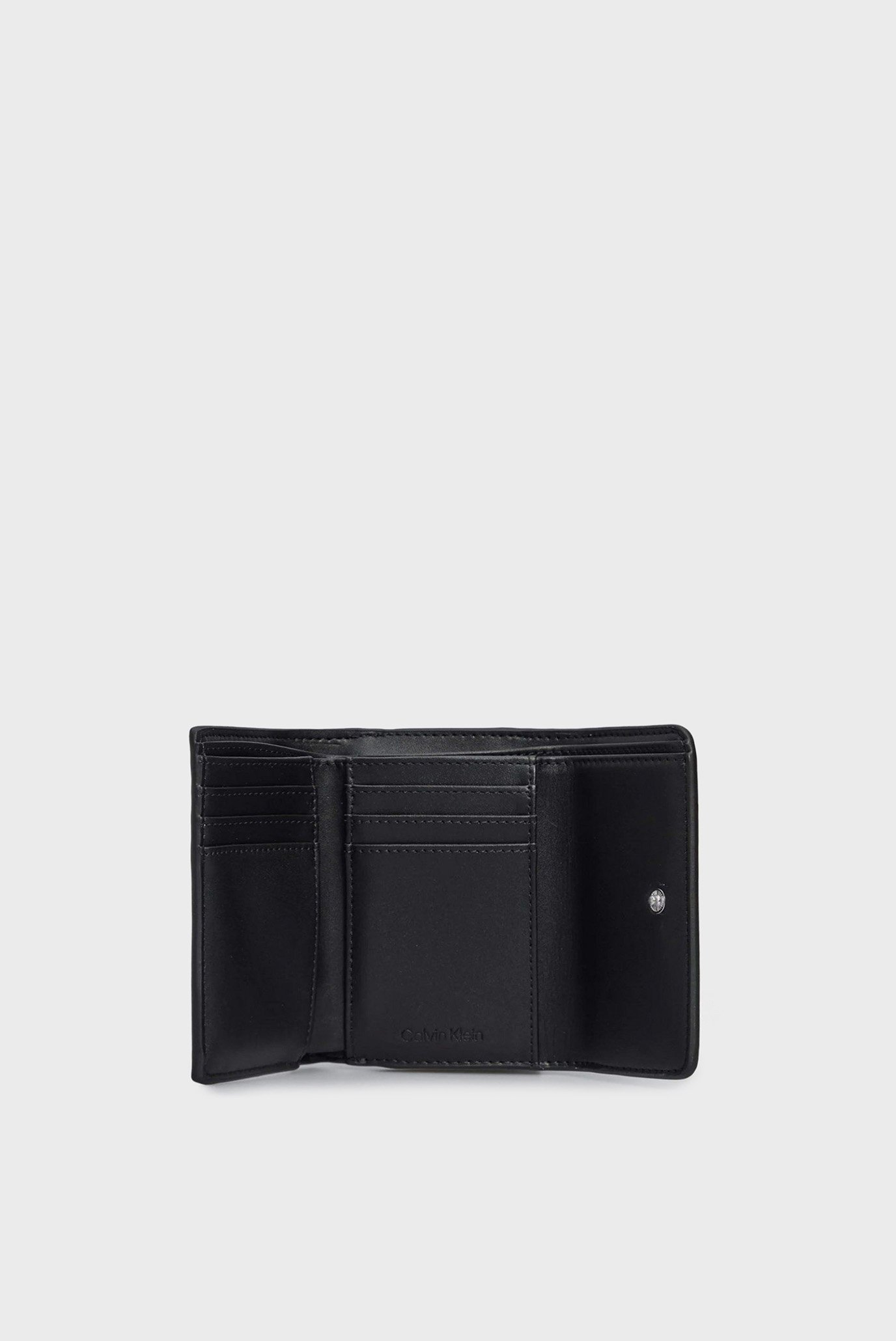 Кошелек CK MUST TRIFOLD SM MONOCalvin Klein Кошелек CK MUST TRIFOLD SM MONO 4