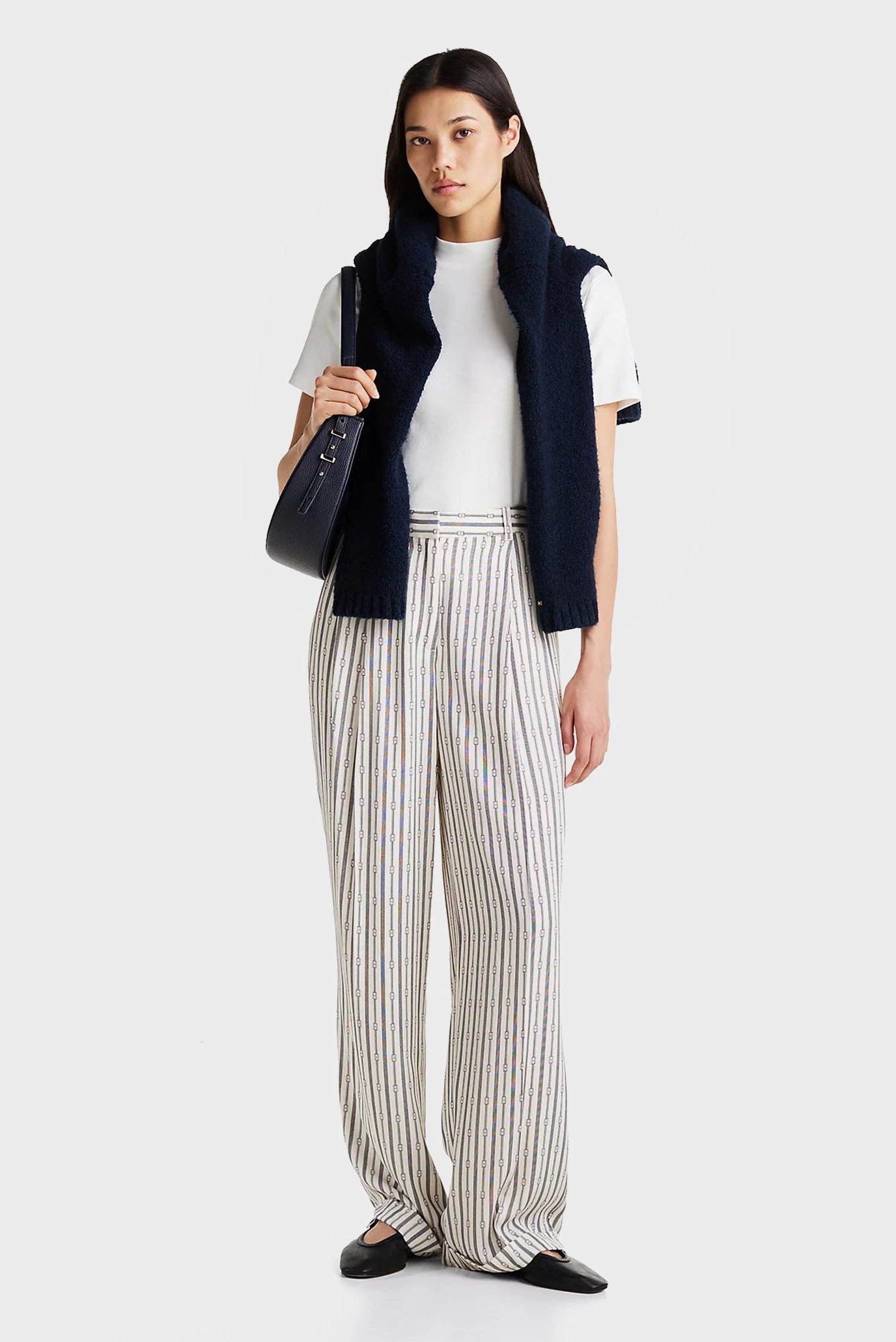 Футболка NEW CODY SLIM CROP MOCK-NK Tommy Hilfiger Футболка NEW CODY SLIM CROP MOCK-NK 2
