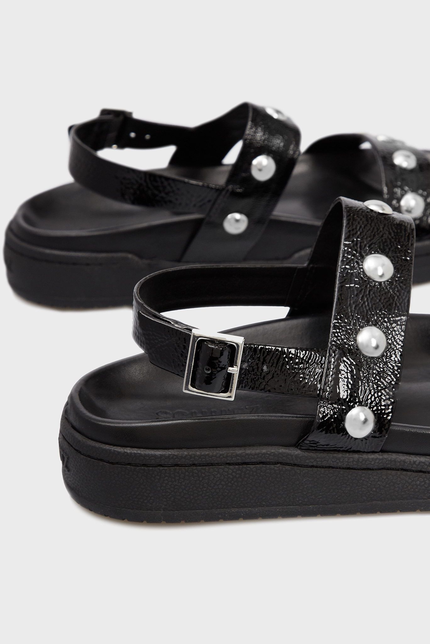 Женские черные кожаные сандалии 5