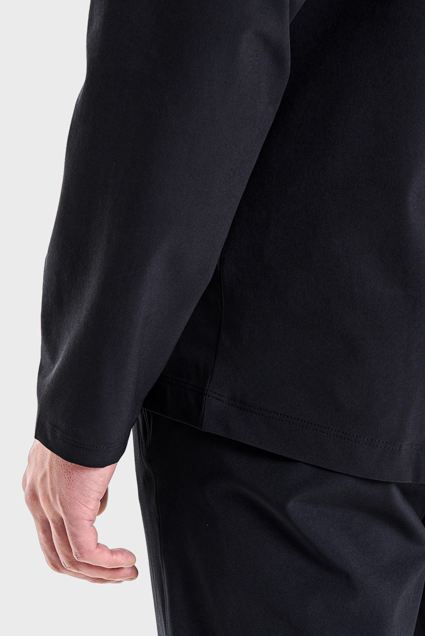 Ветровка OUTRUN THE STORM JACKET 9