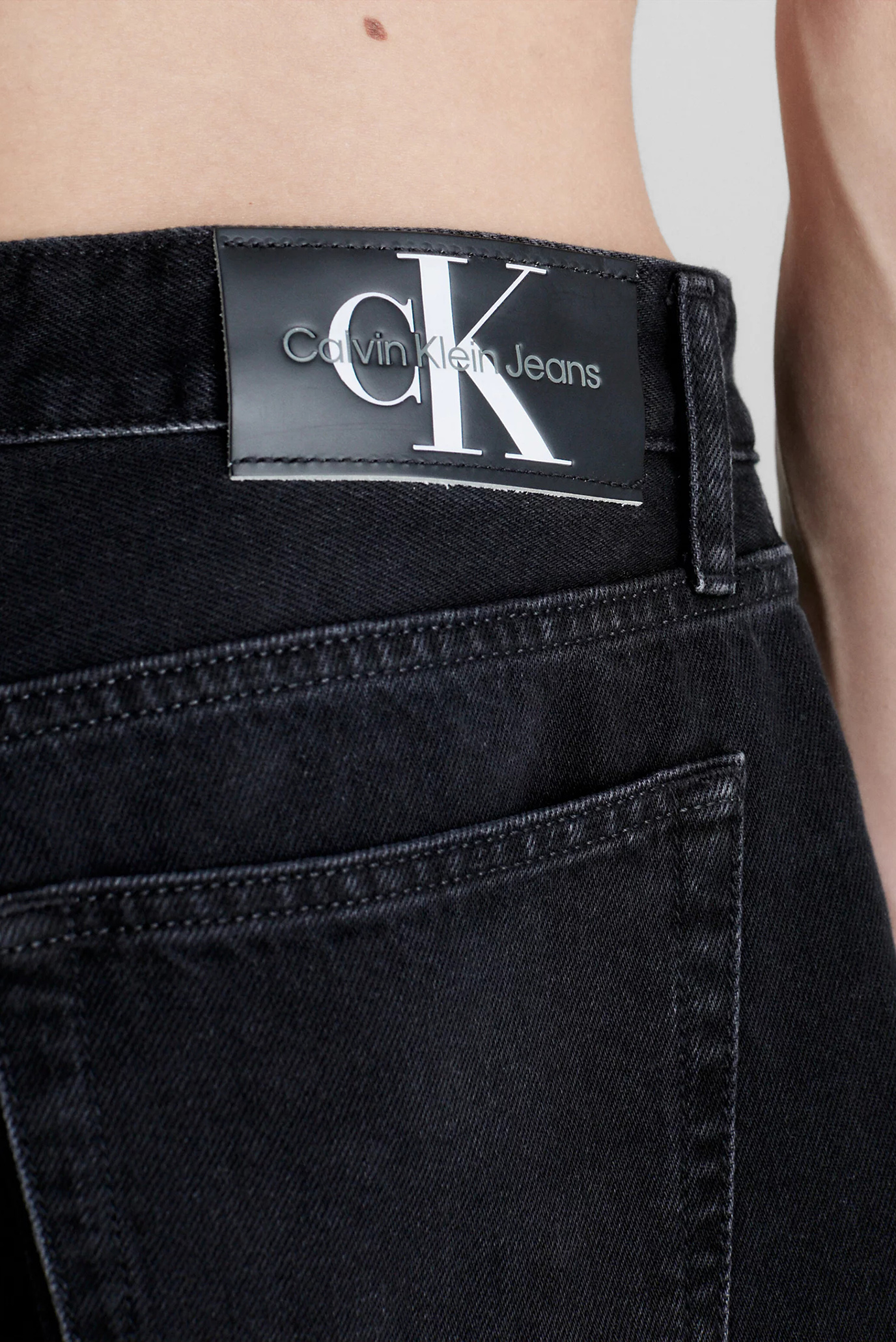 Джинсы REGULAR TAPER 4