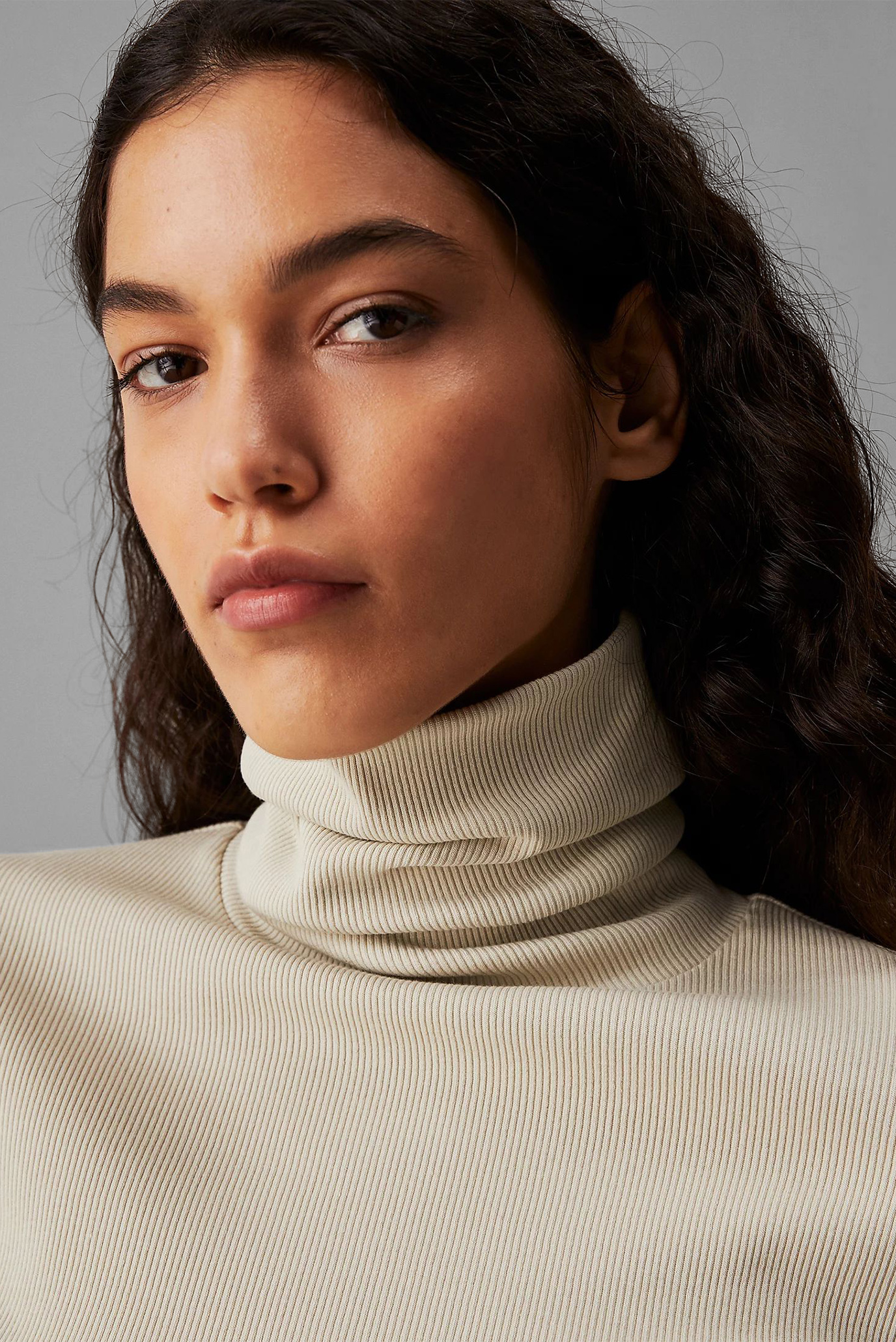 Лонгслив WOVEN LABEL RIB ROLLNECK 4