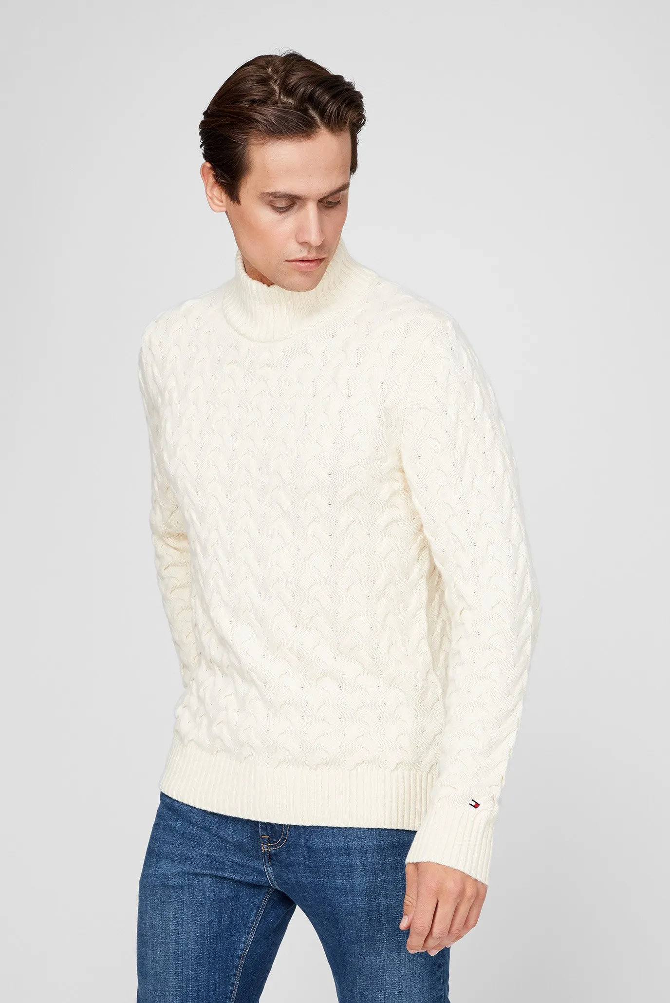 Мужской белый свитер 7