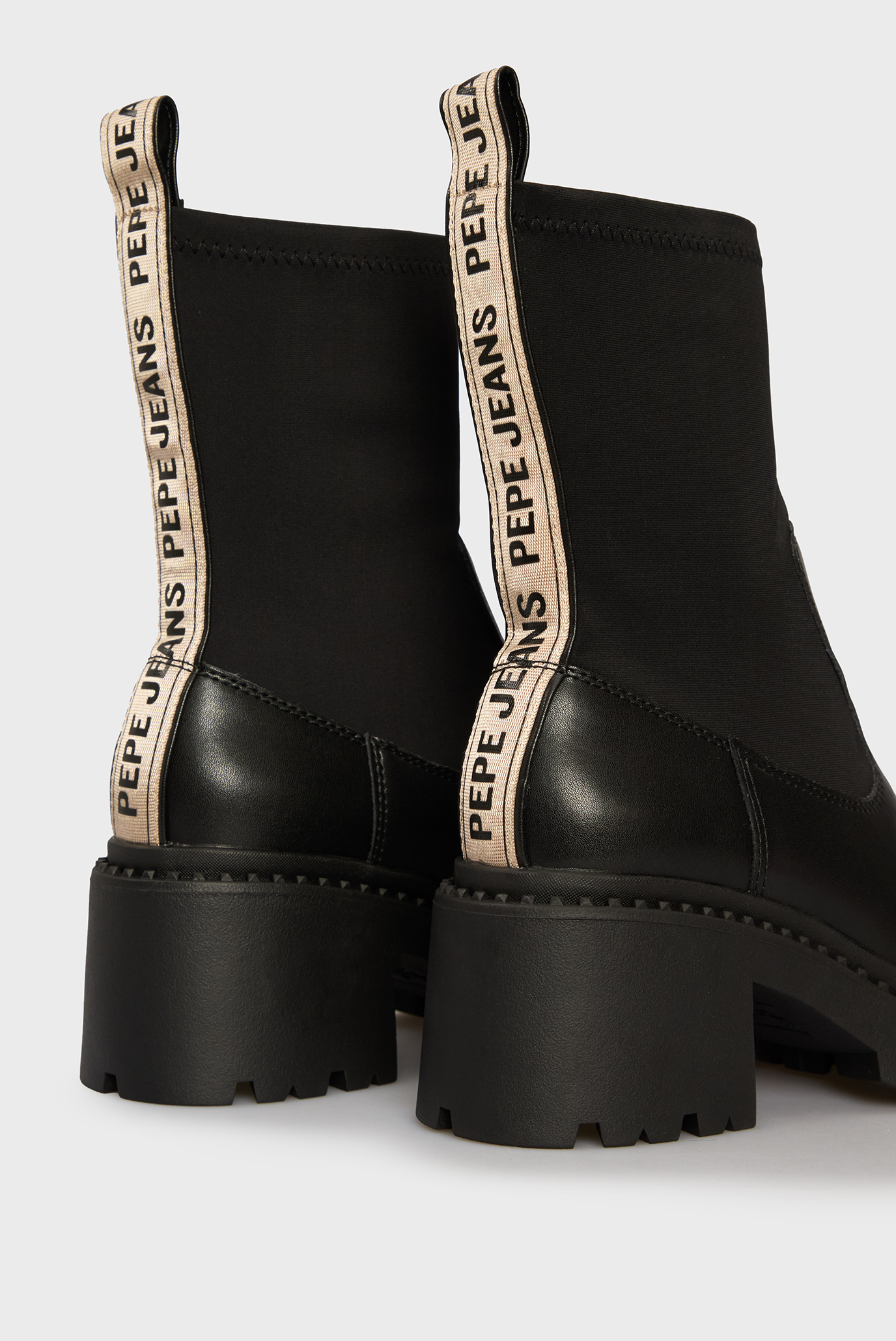 Женские черные кожаные ботильоны GLEN MIX 2