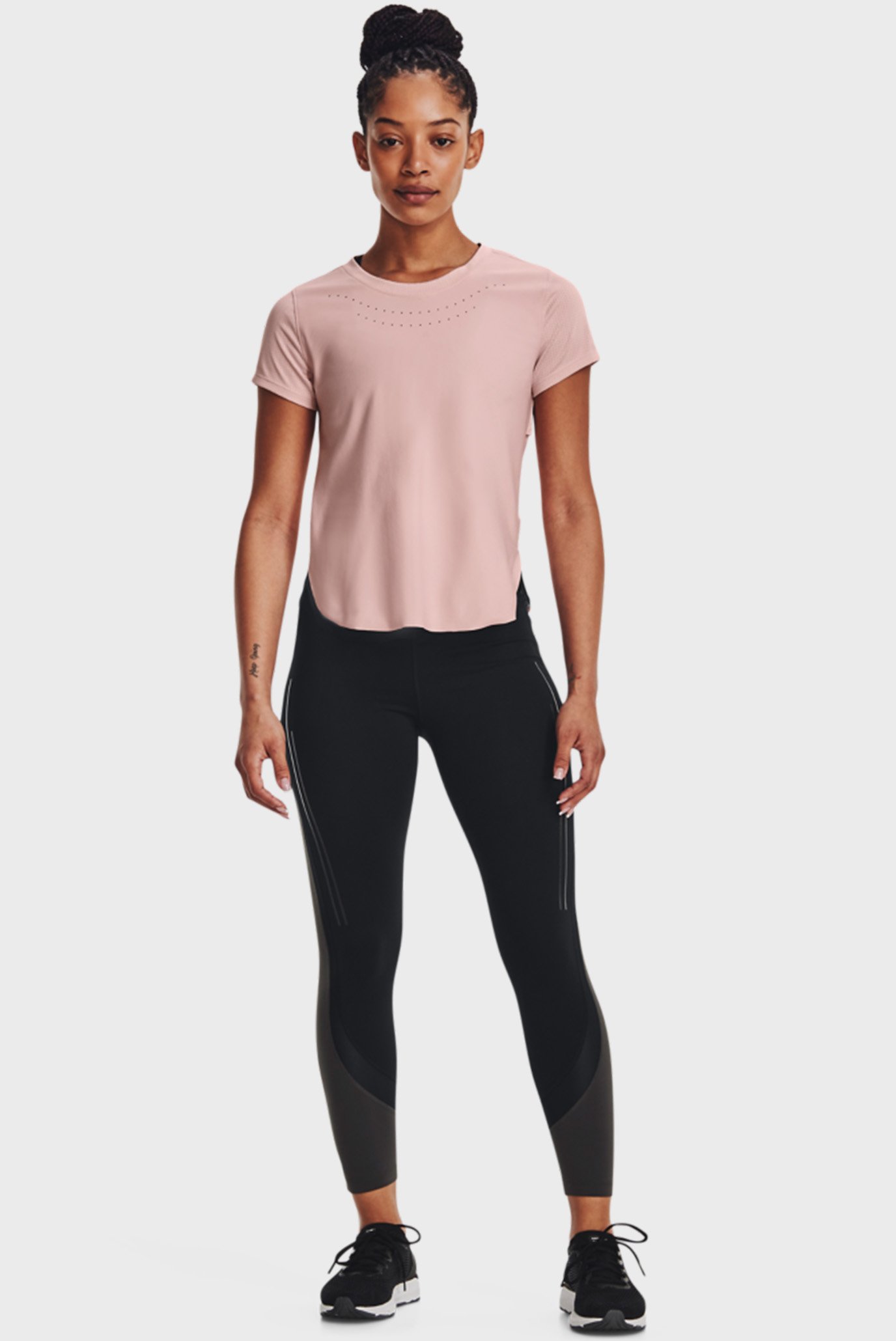 Женская розовая футболка UA PaceHER Tee 2