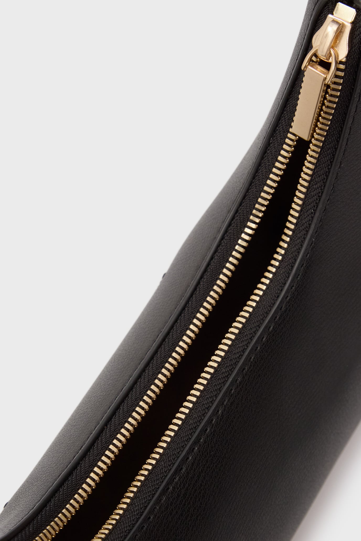 Сумка FOIL LOGO CONV SHOULDER BAG 5