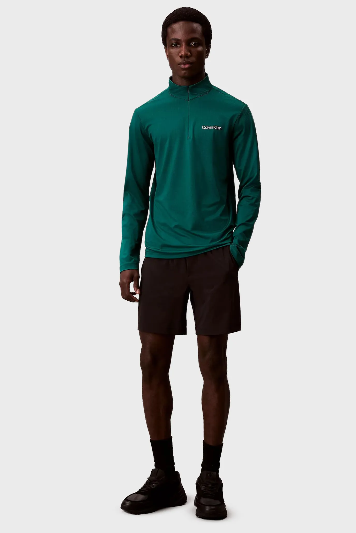 Шорты WOVEN SHORT 2