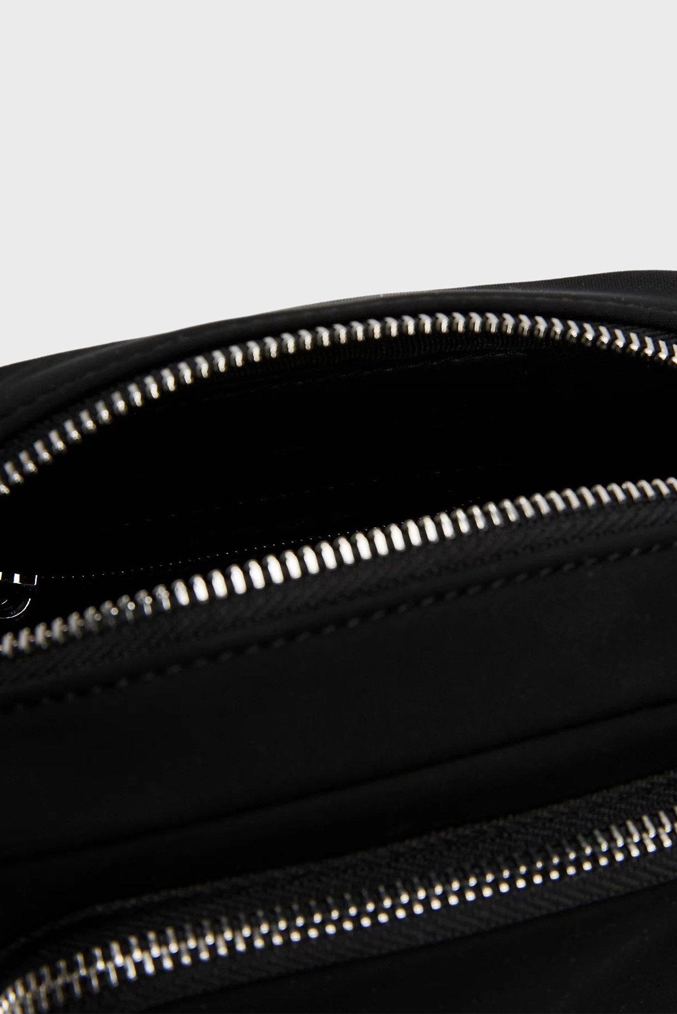 Мужская черная сумка BUSINESS 5