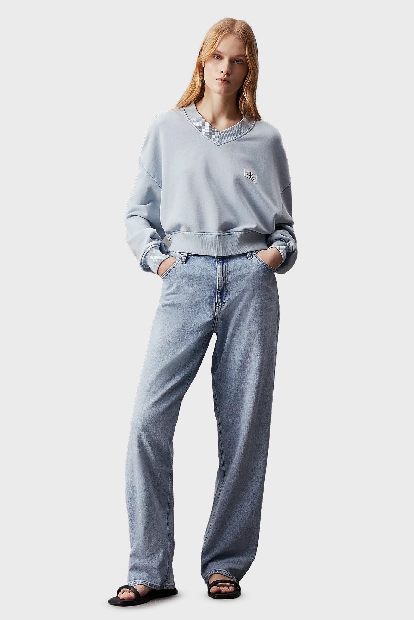 Свитшот WOVEN LABEL WASHED  V-NECK 2