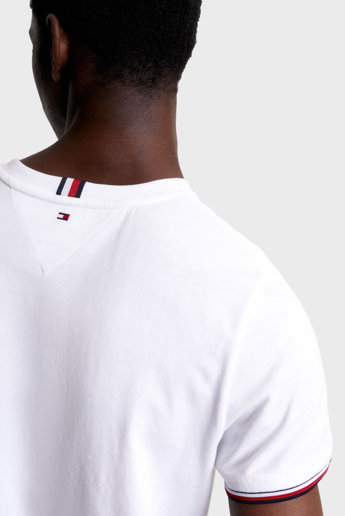 Мужская белая футболка TOMMY LOGO TIPPED TEE 5